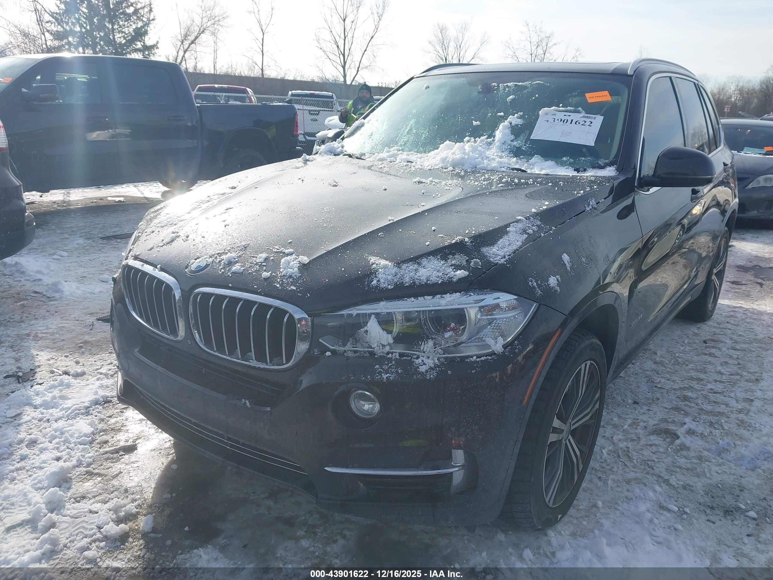 BMW X5 image 2