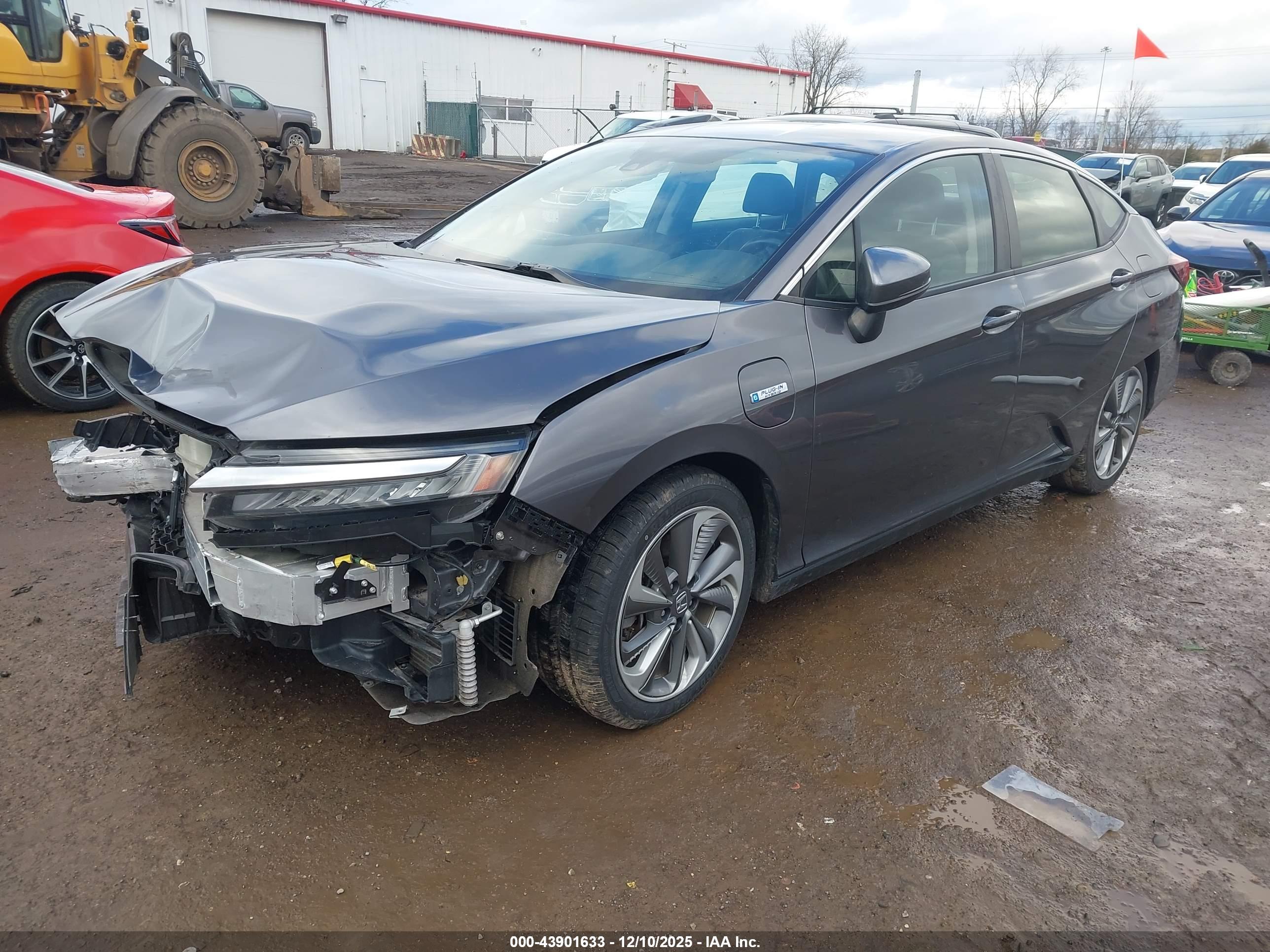HONDA CLARITY image 2