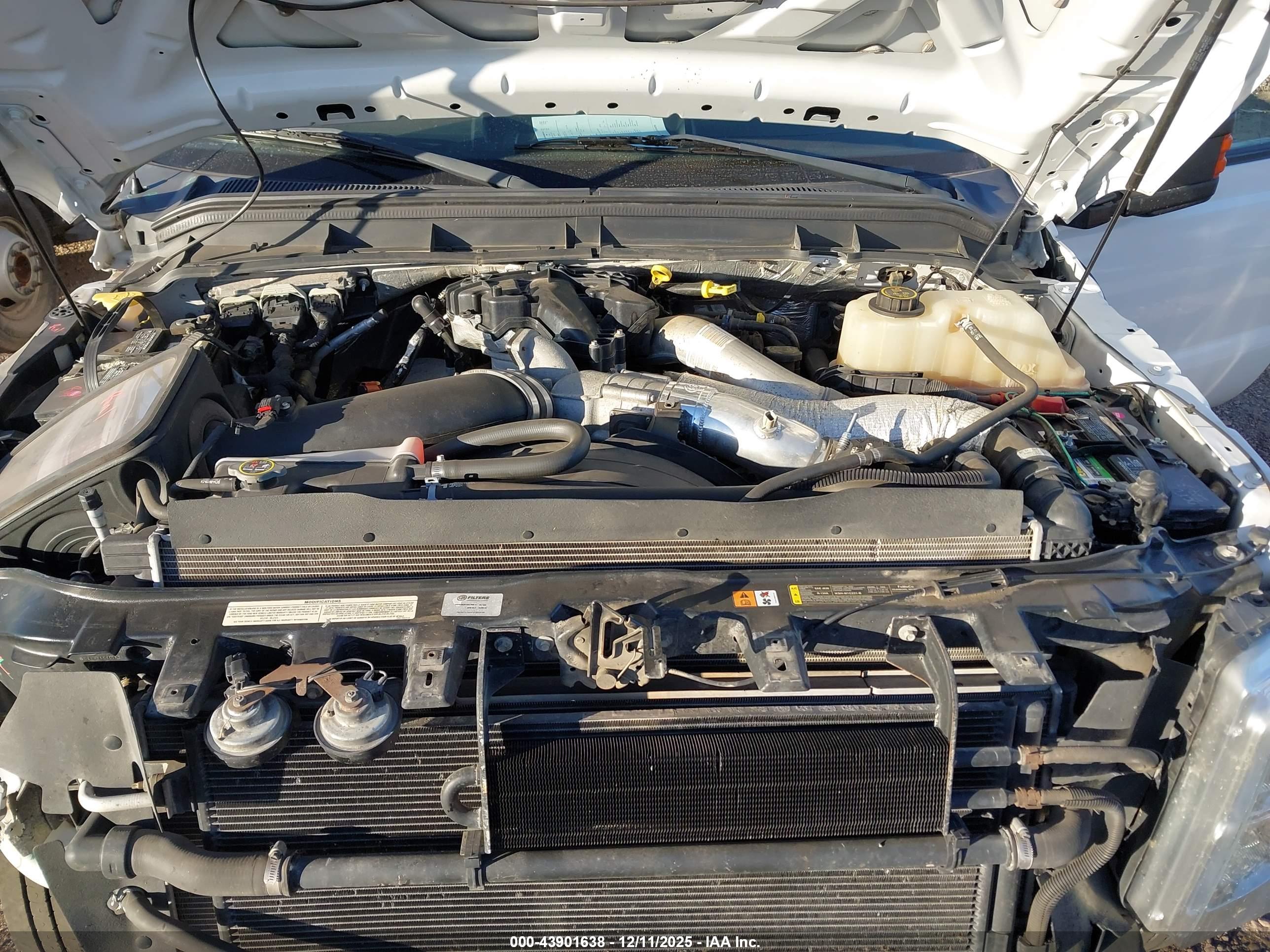 FORD F-450 image 10