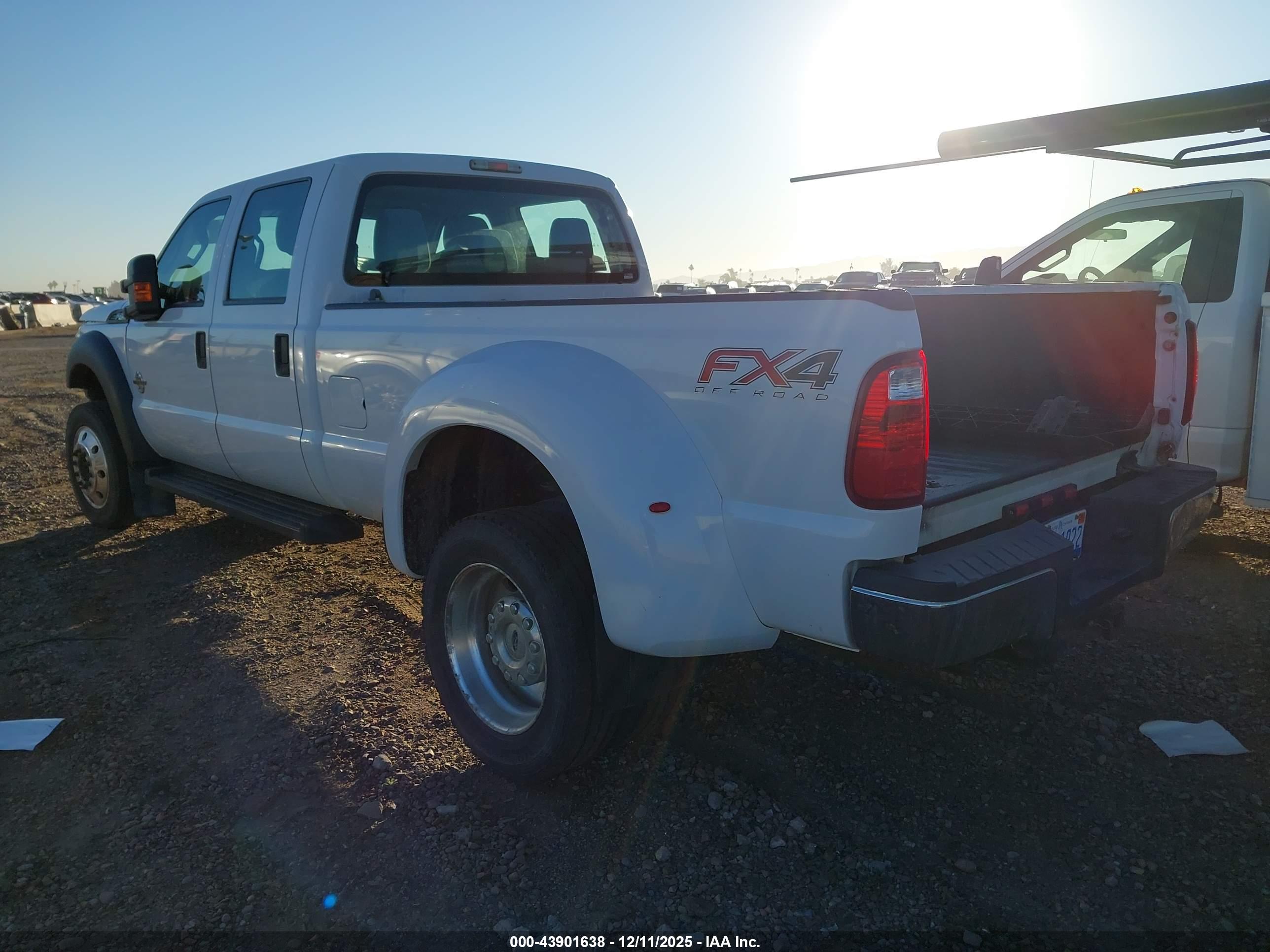 FORD F-450 image 3
