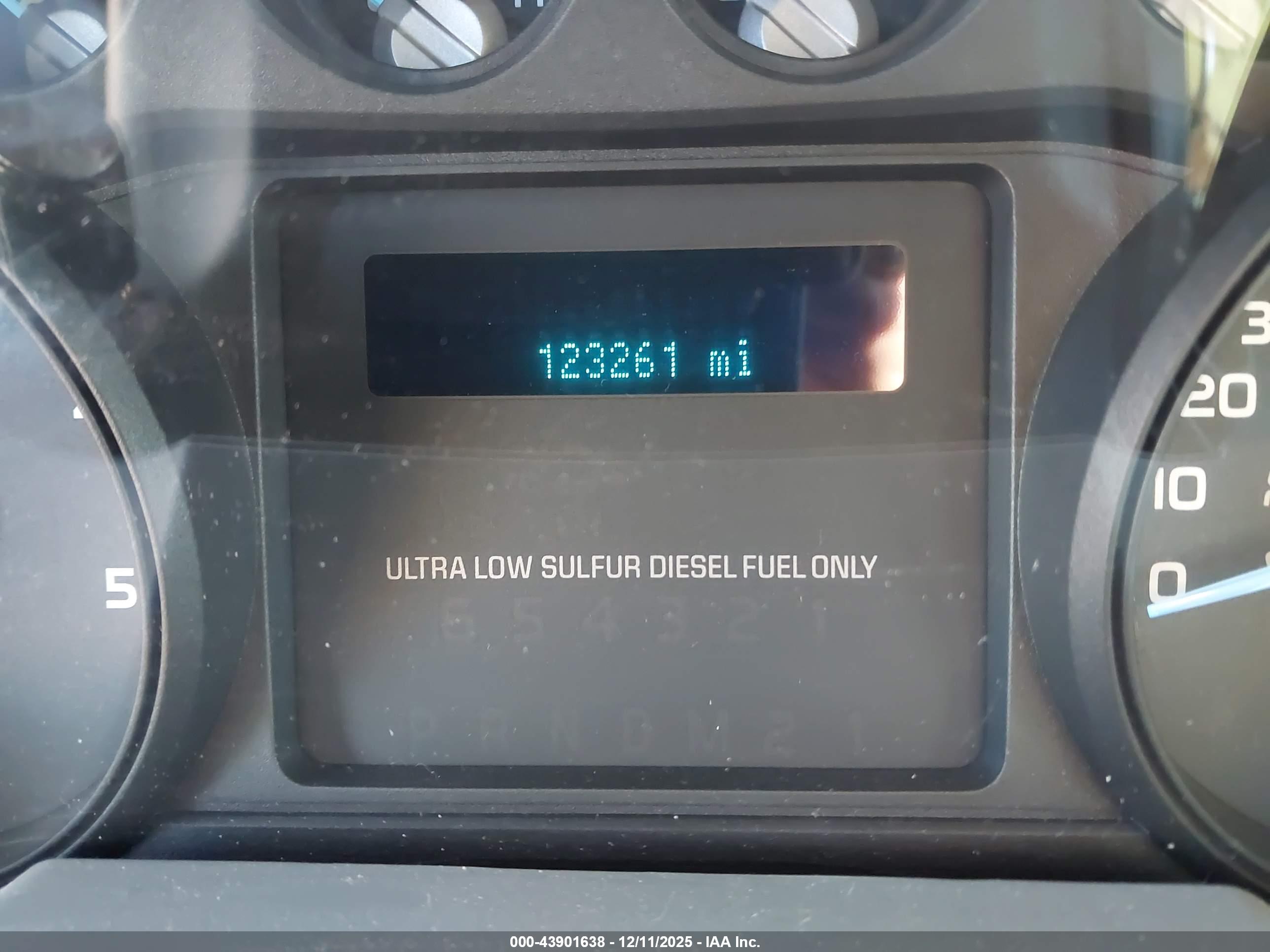 FORD F-450 image 6