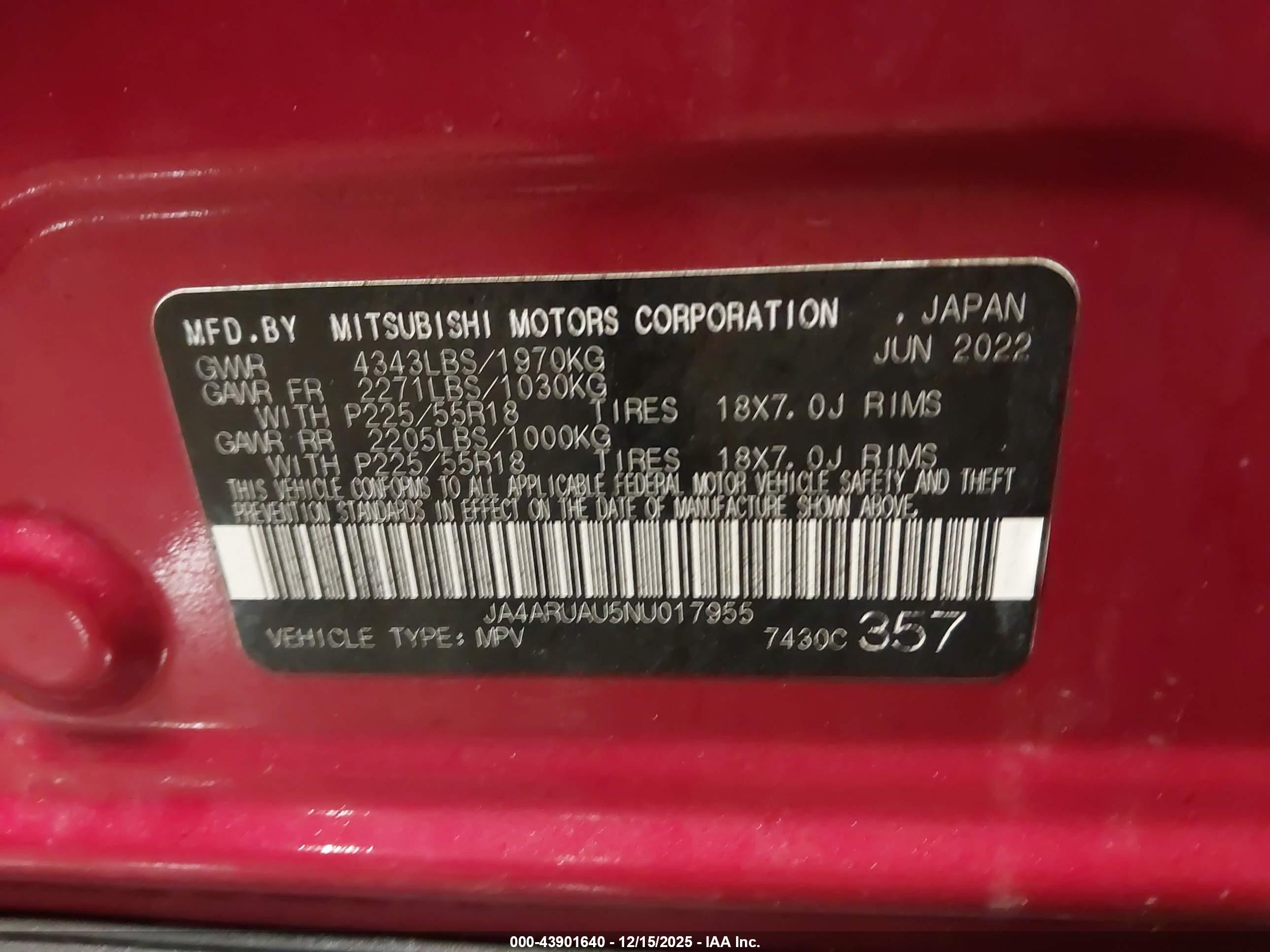 MITSUBISHI OUTLANDER image 9
