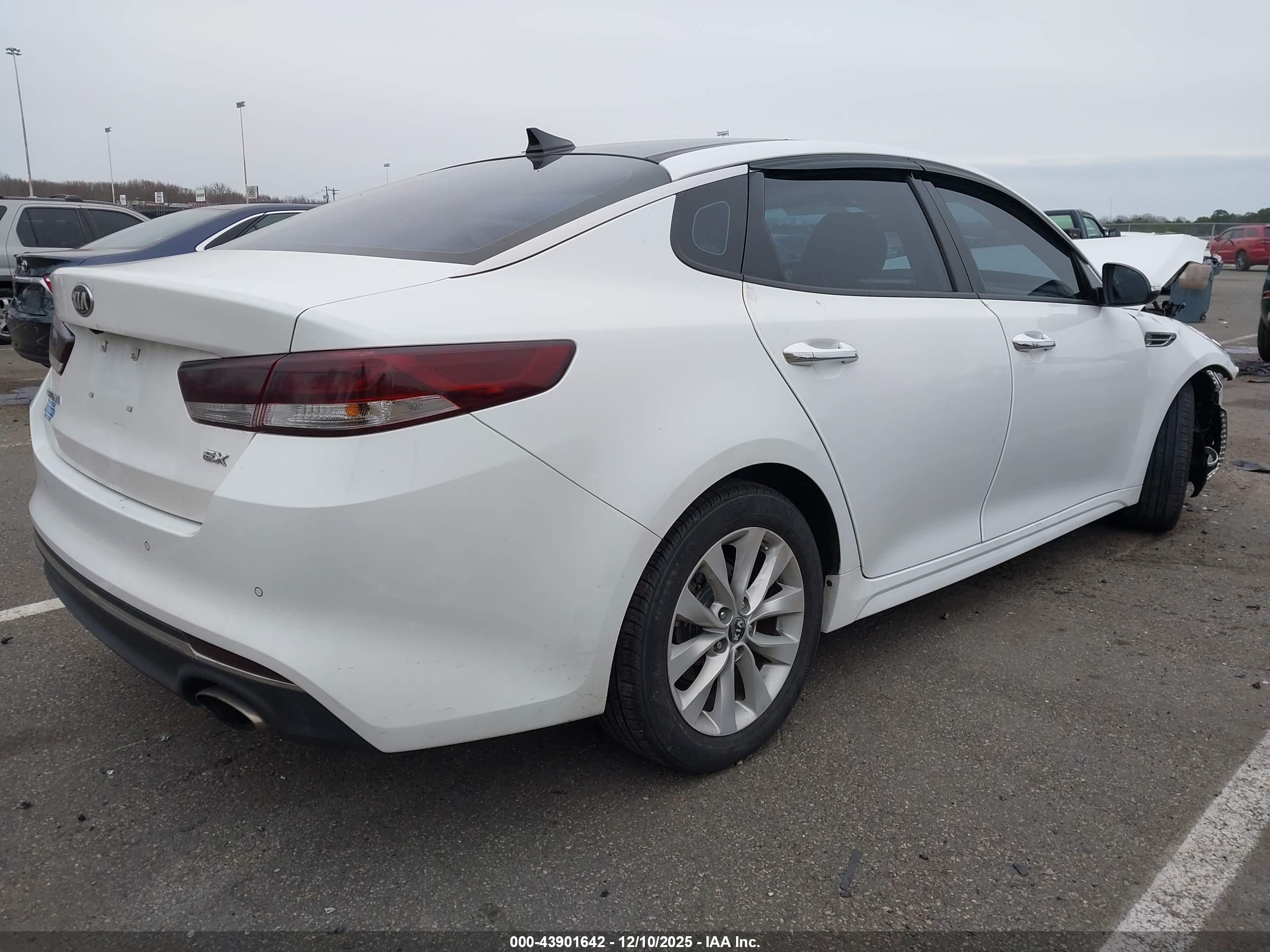 KIA OPTIMA image 4