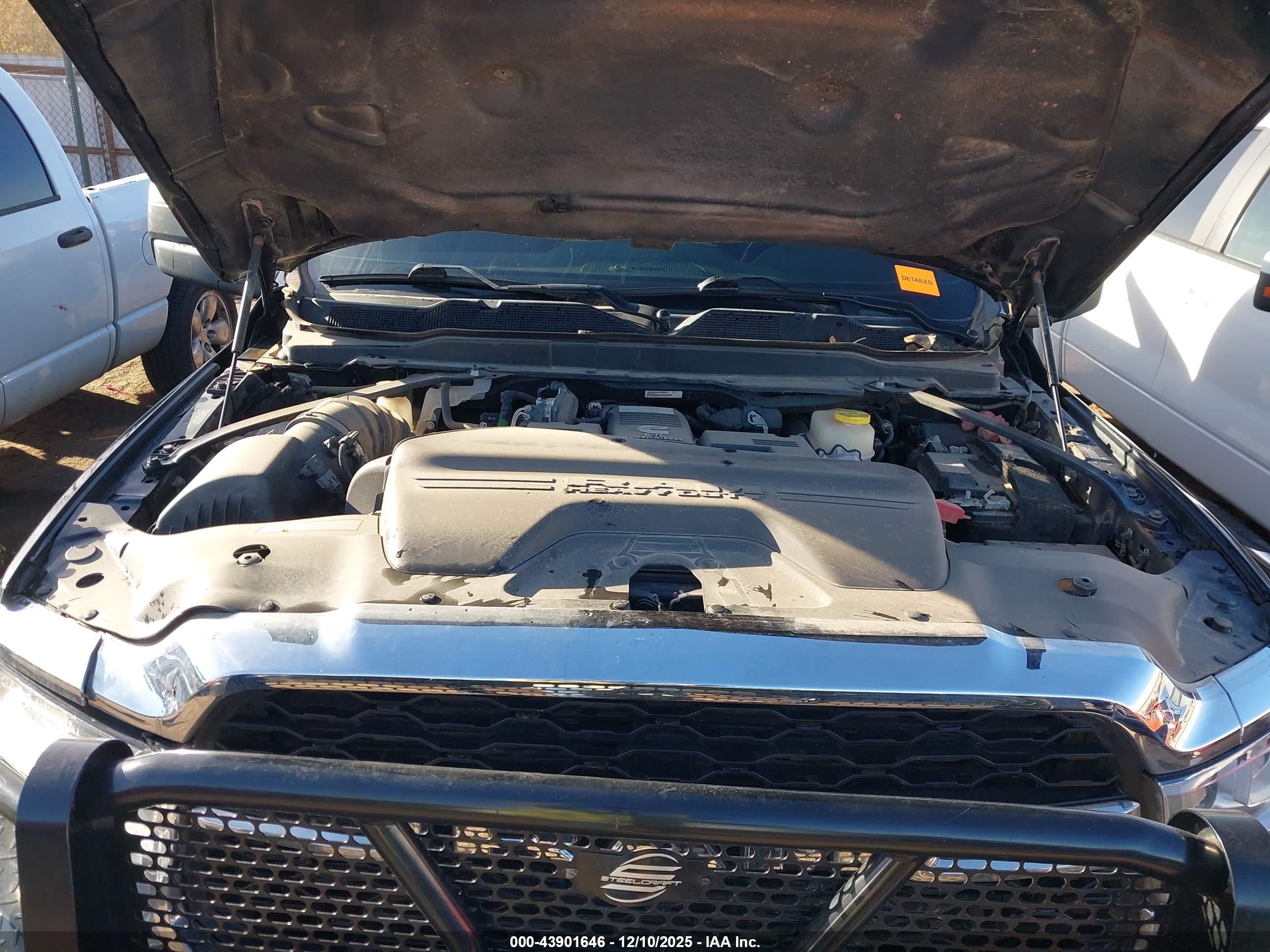 RAM 3500 image 10