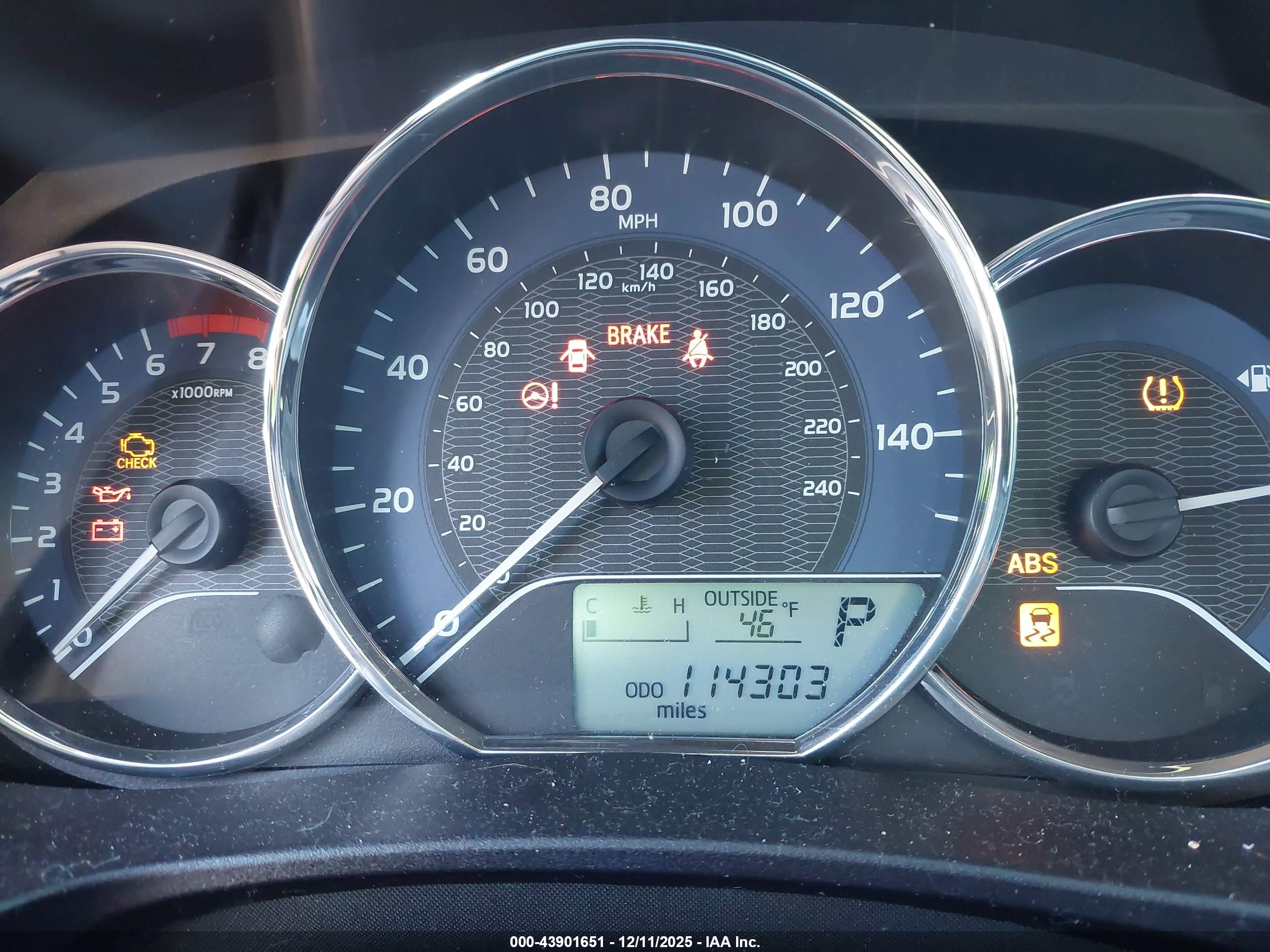 TOYOTA COROLLA image 7