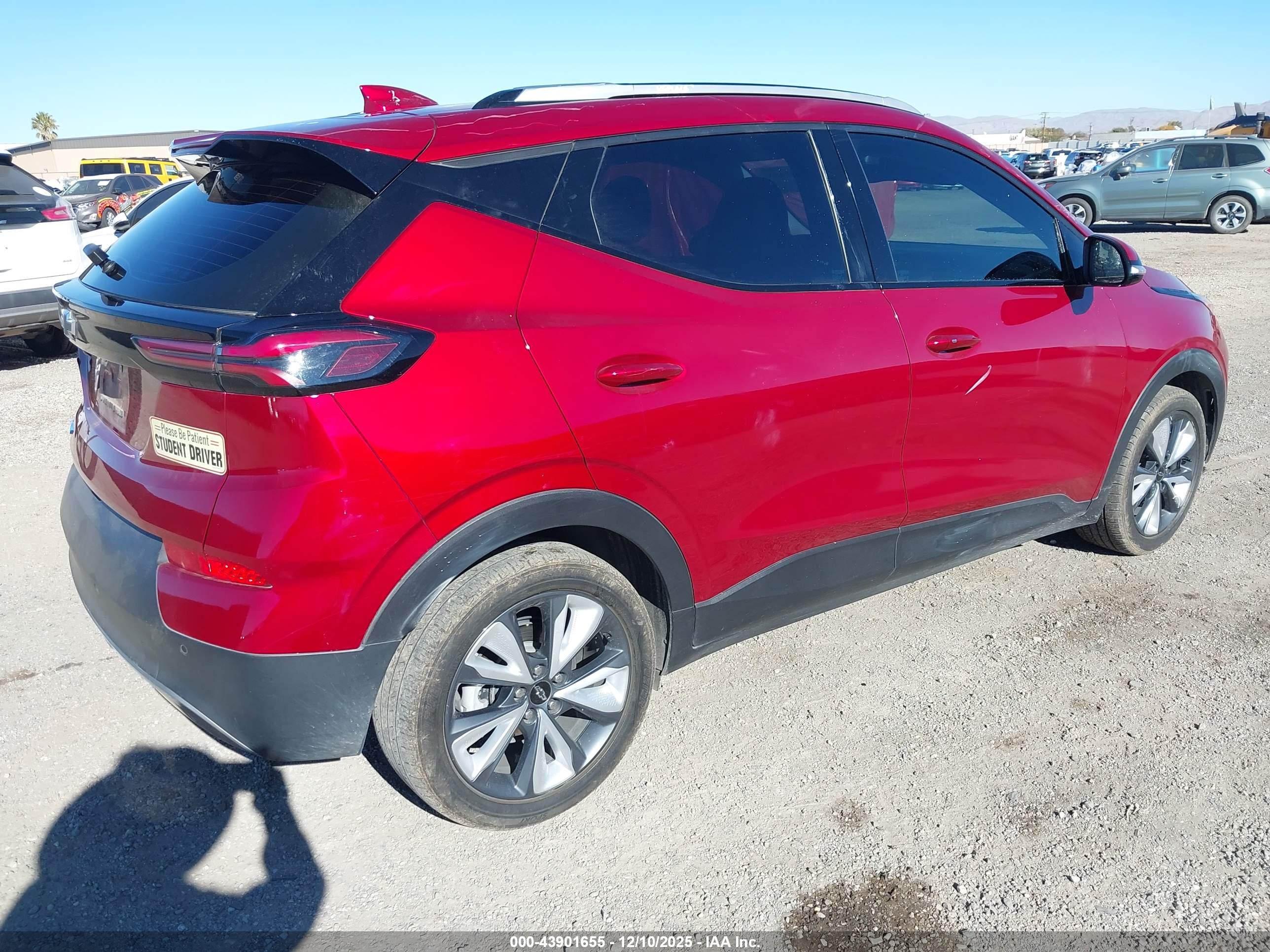 CHEVROLET BOLT image 4