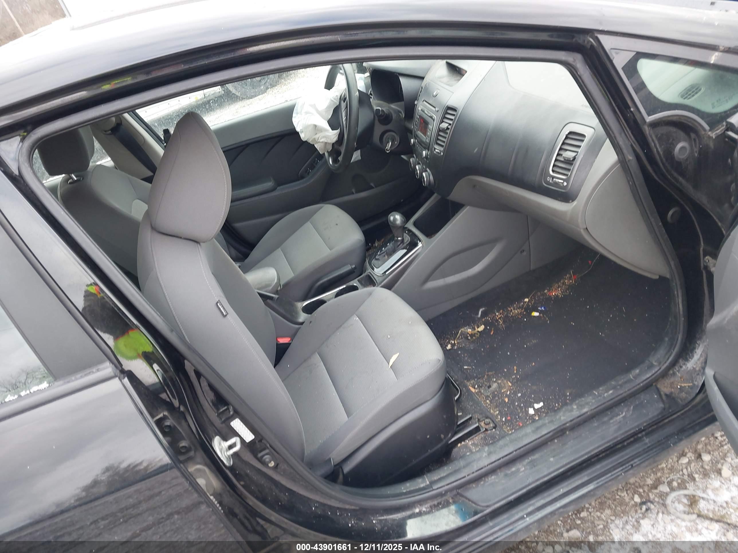 KIA FORTE image 5