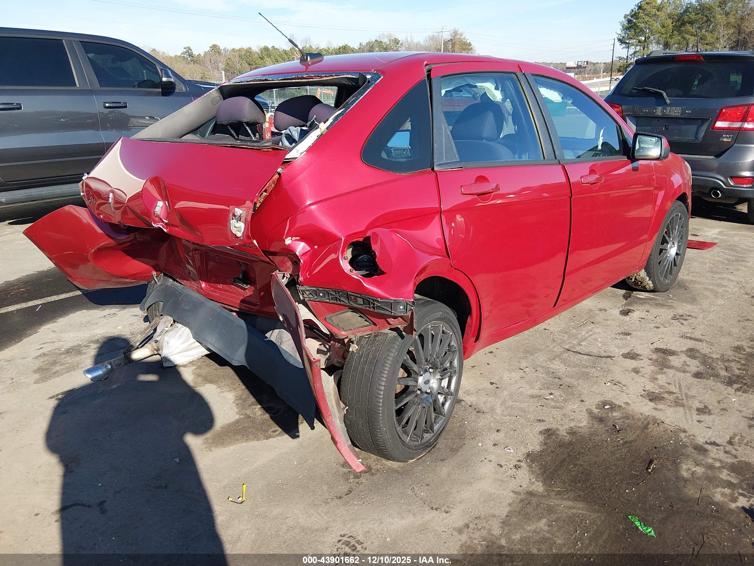 FORD FOCUS image 4