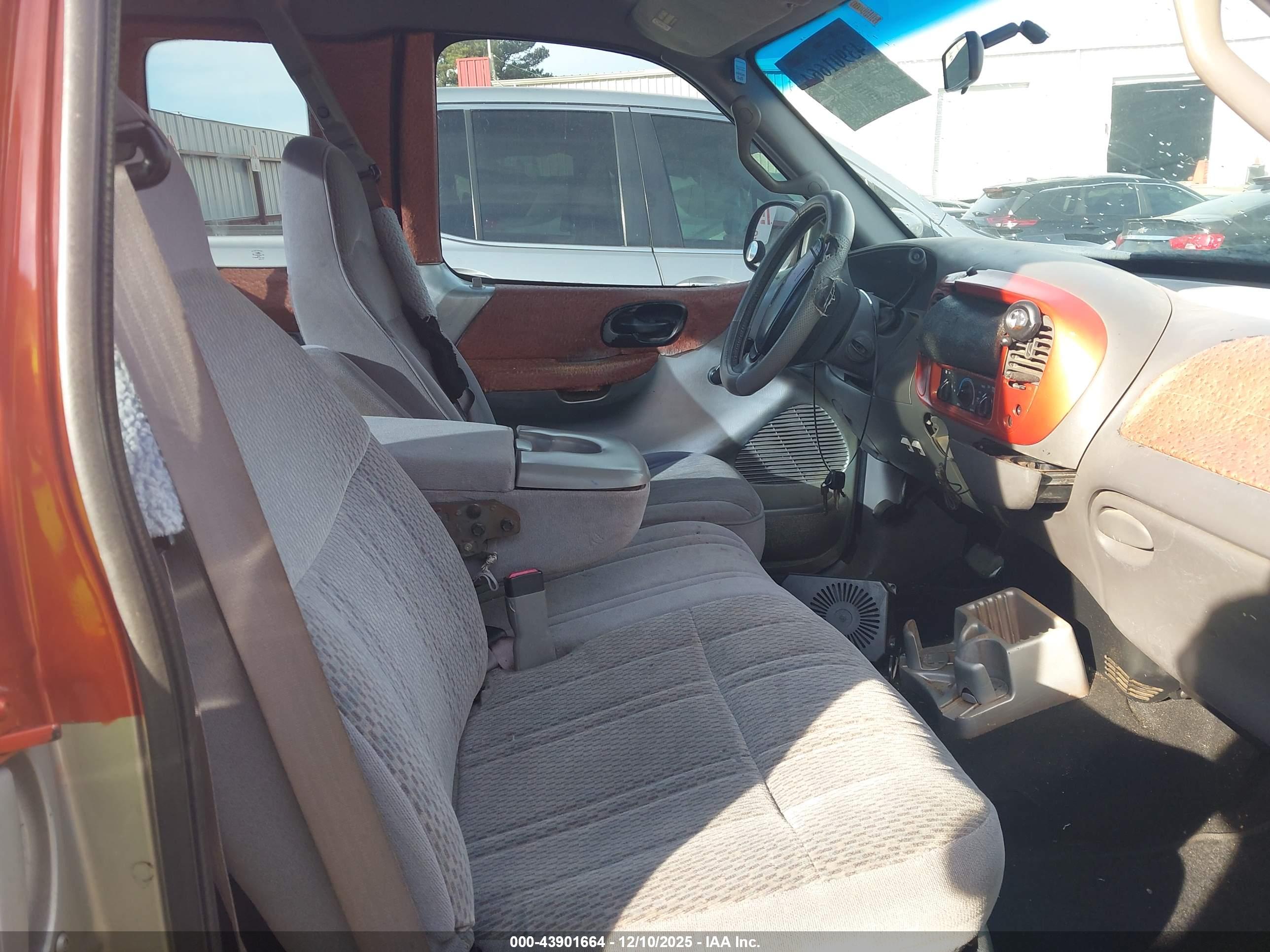 FORD F-150 image 5