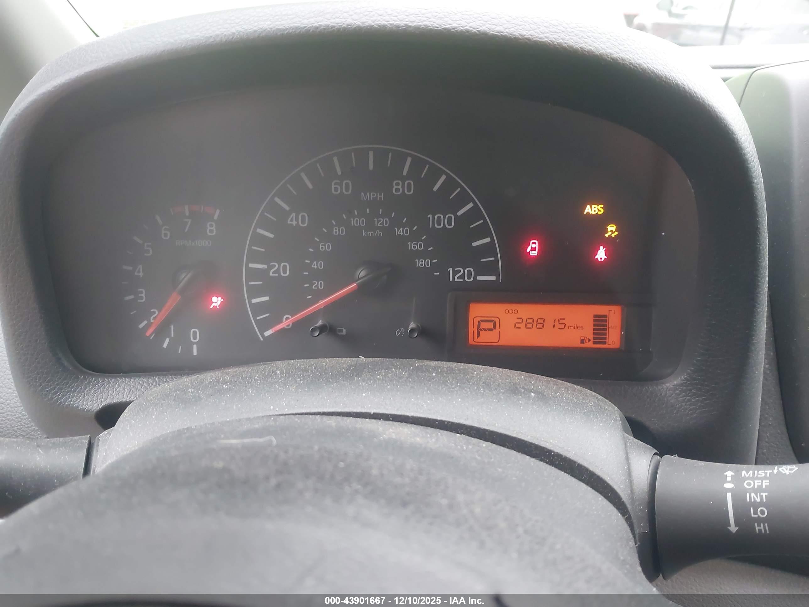 NISSAN NV200 image 7