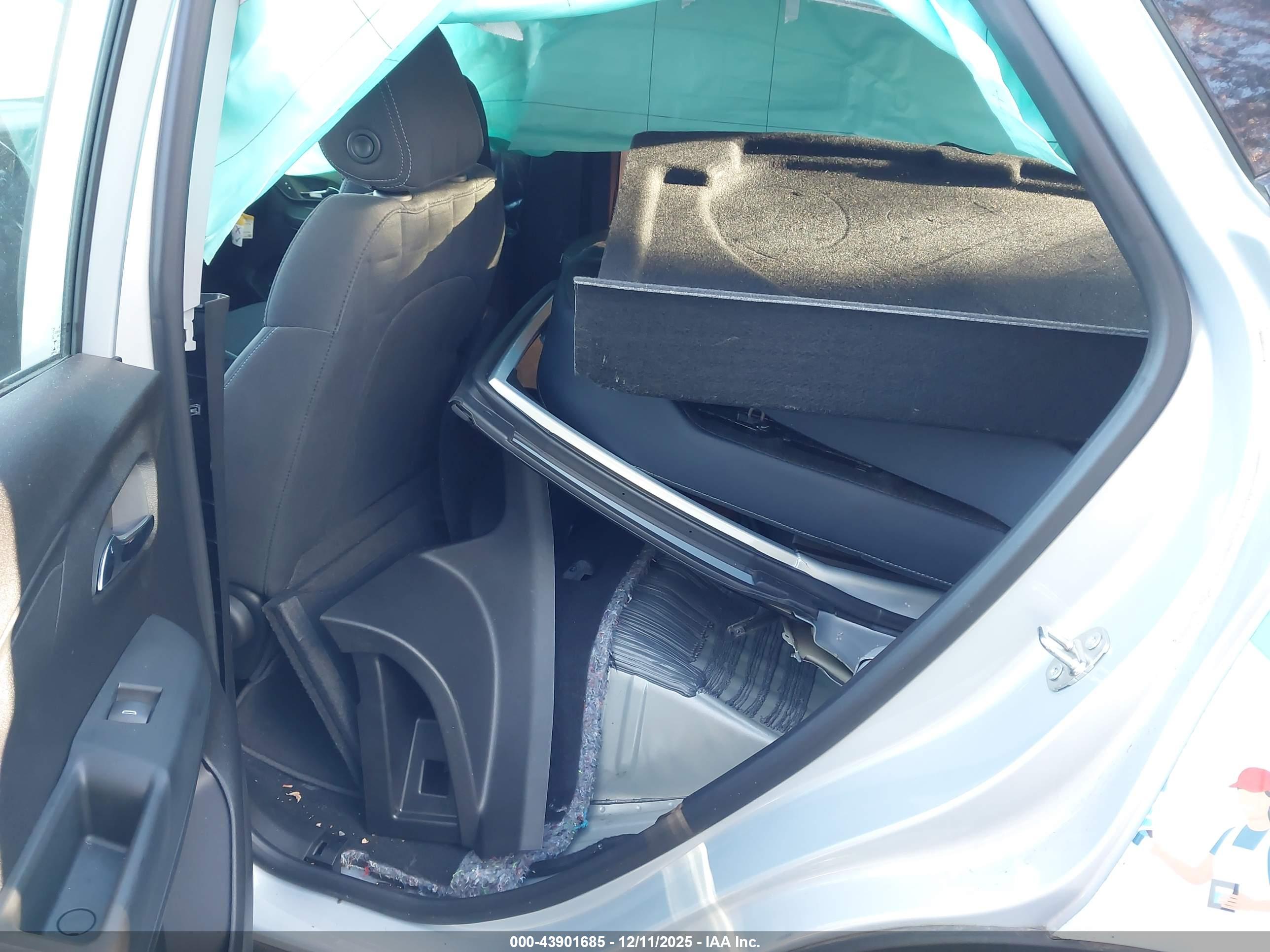CHEVROLET BOLT image 8