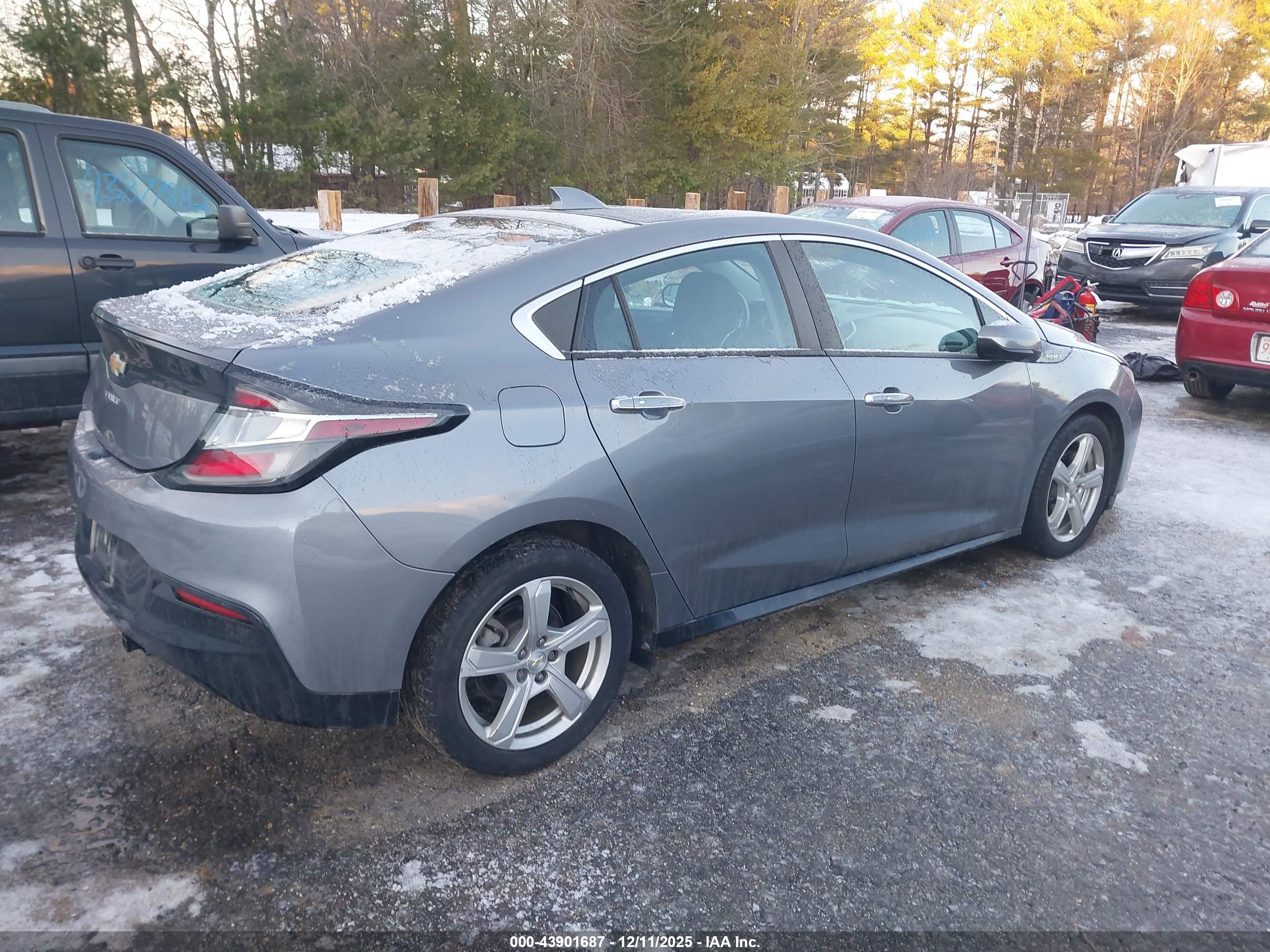 CHEVROLET VOLT image 4