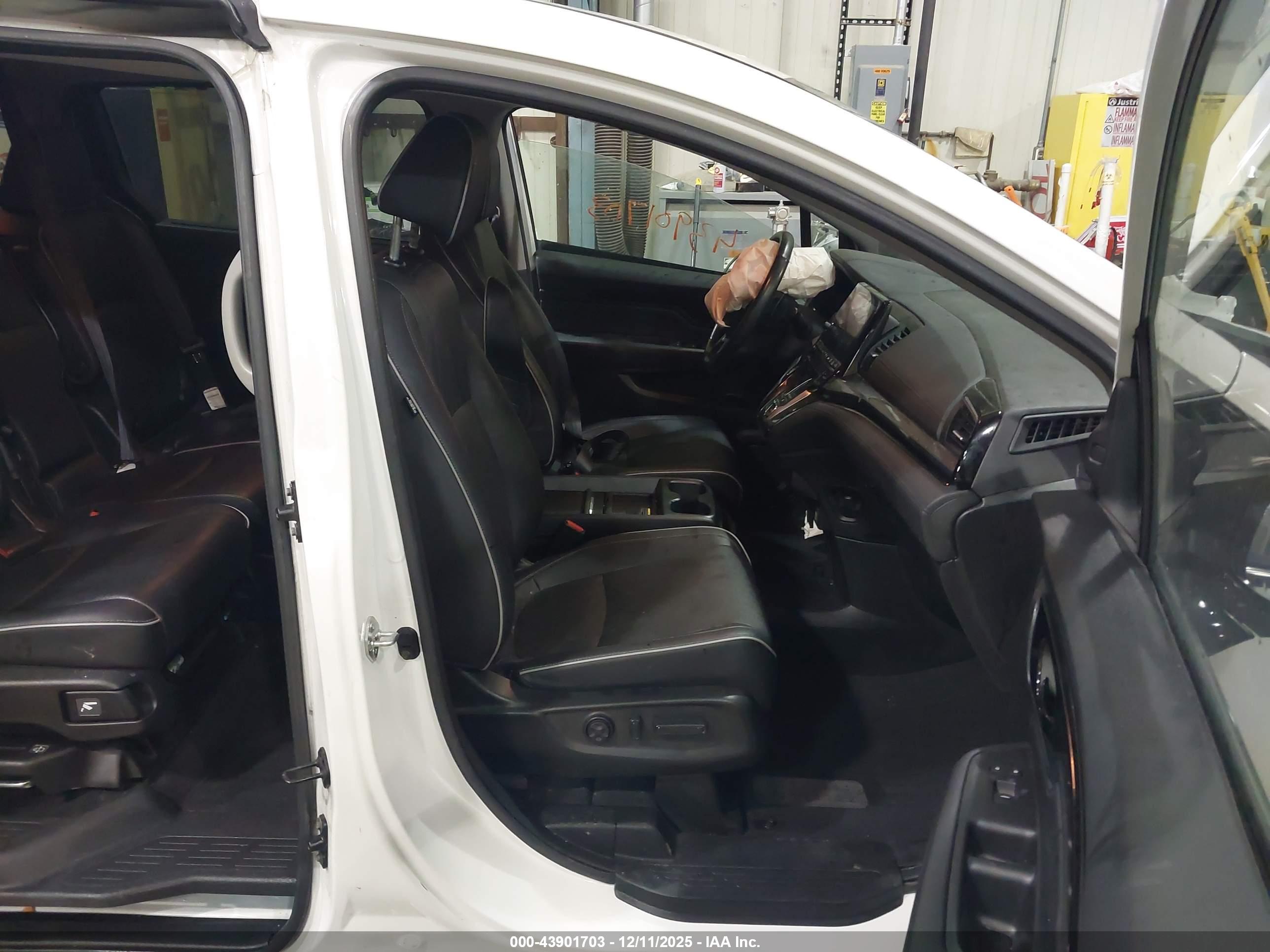 HONDA ODYSSEY image 5