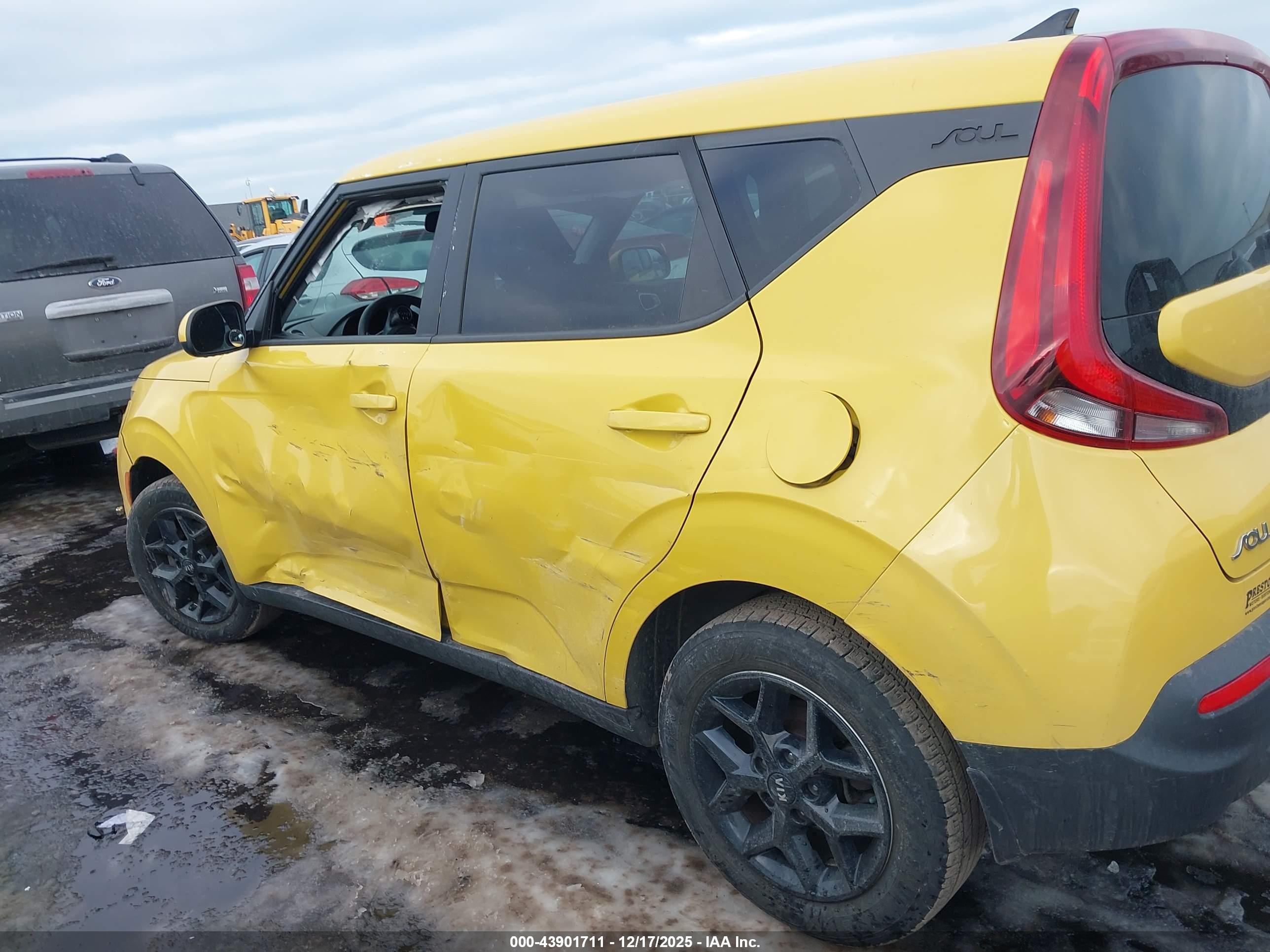 KIA SOUL image 6