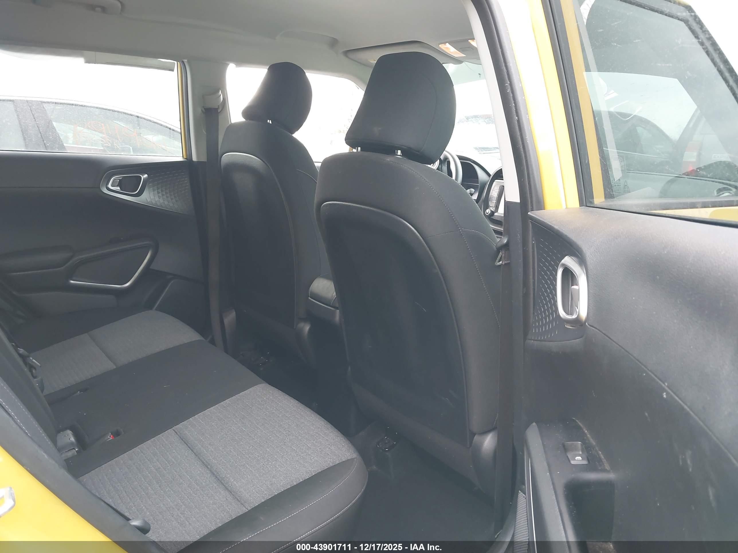 KIA SOUL image 8