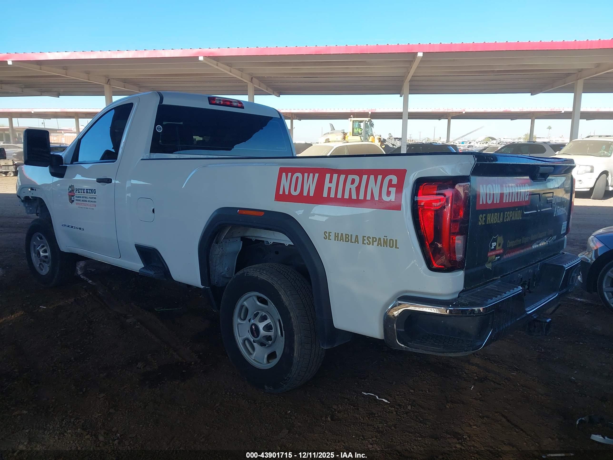 GMC SIERRA image 3