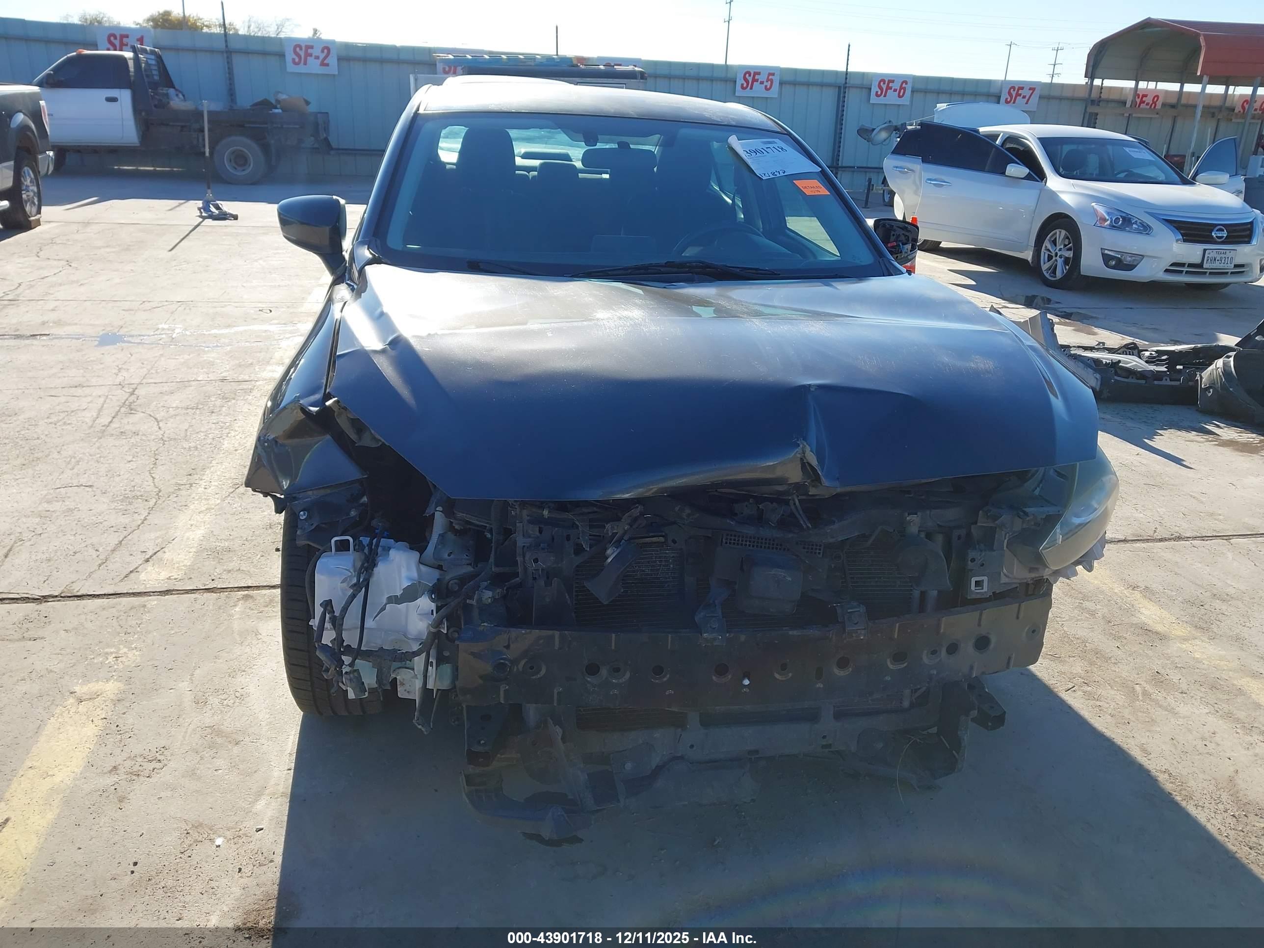 MAZDA MAZDA3 image 6