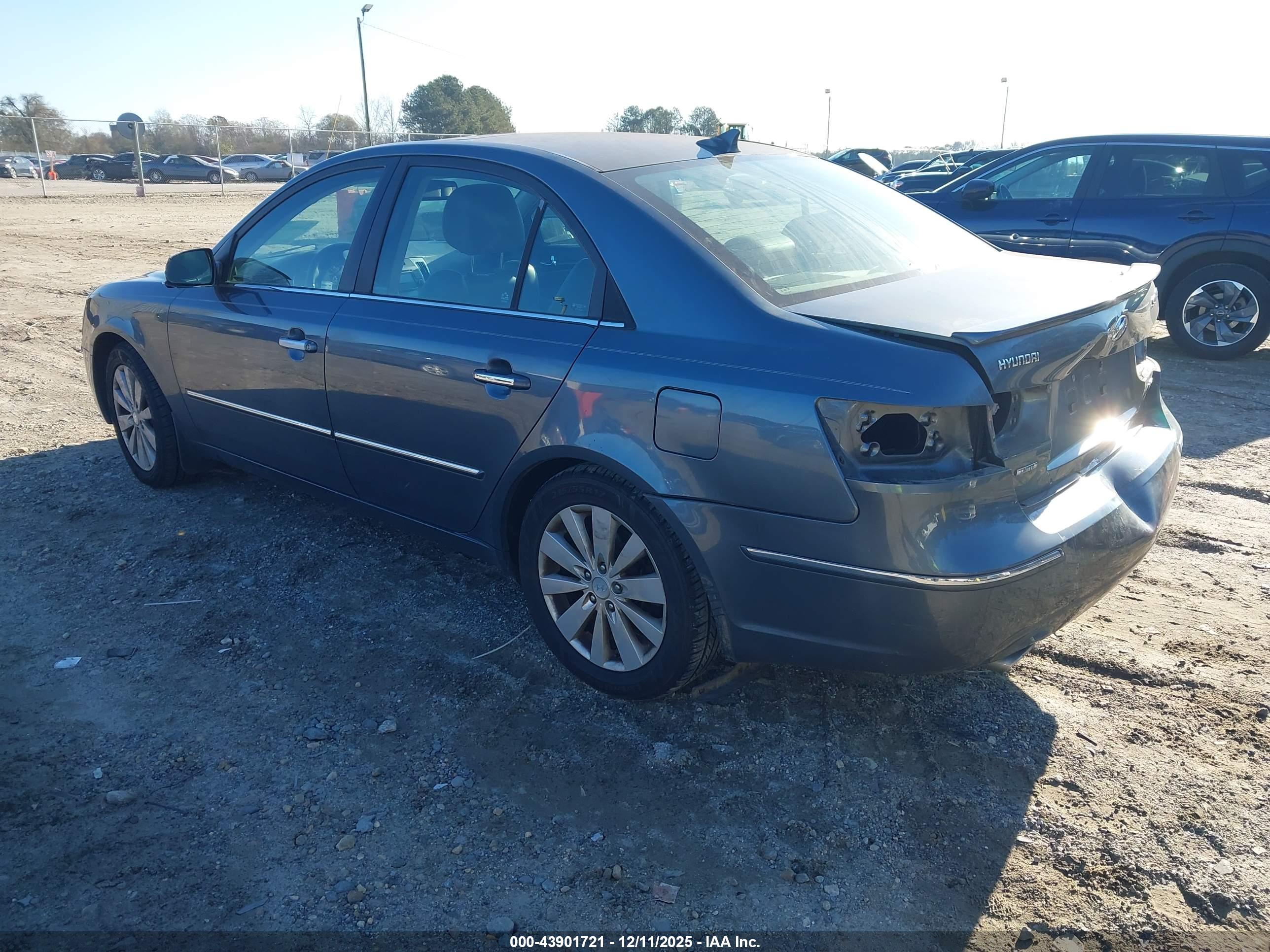 HYUNDAI SONATA image 3
