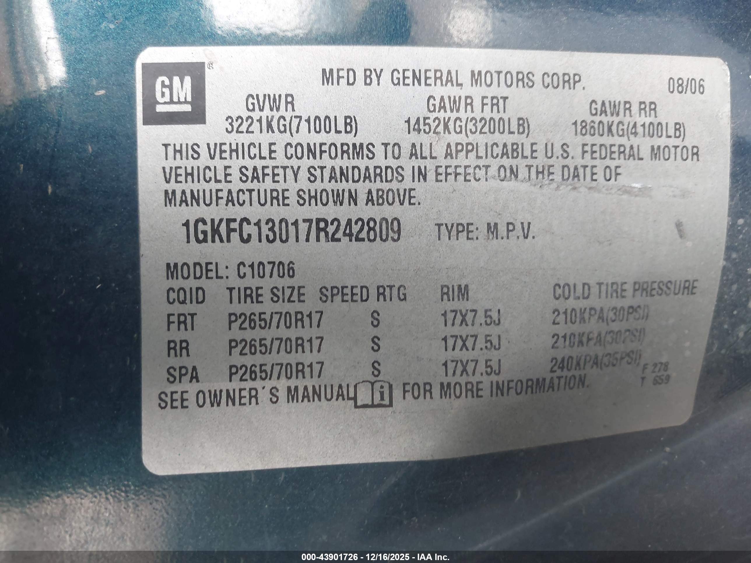 GMC YUKON image 9