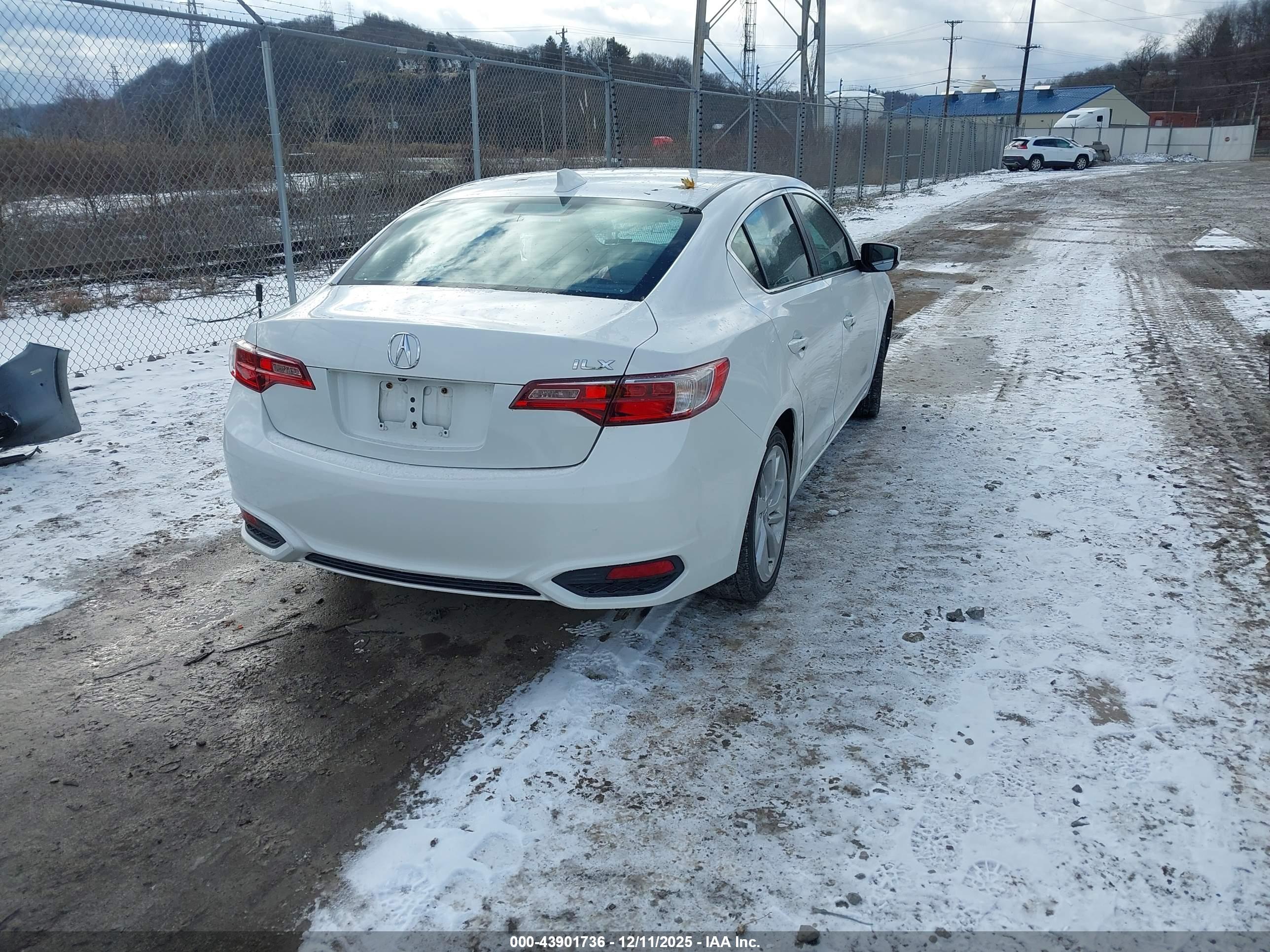 ACURA ILX image 4