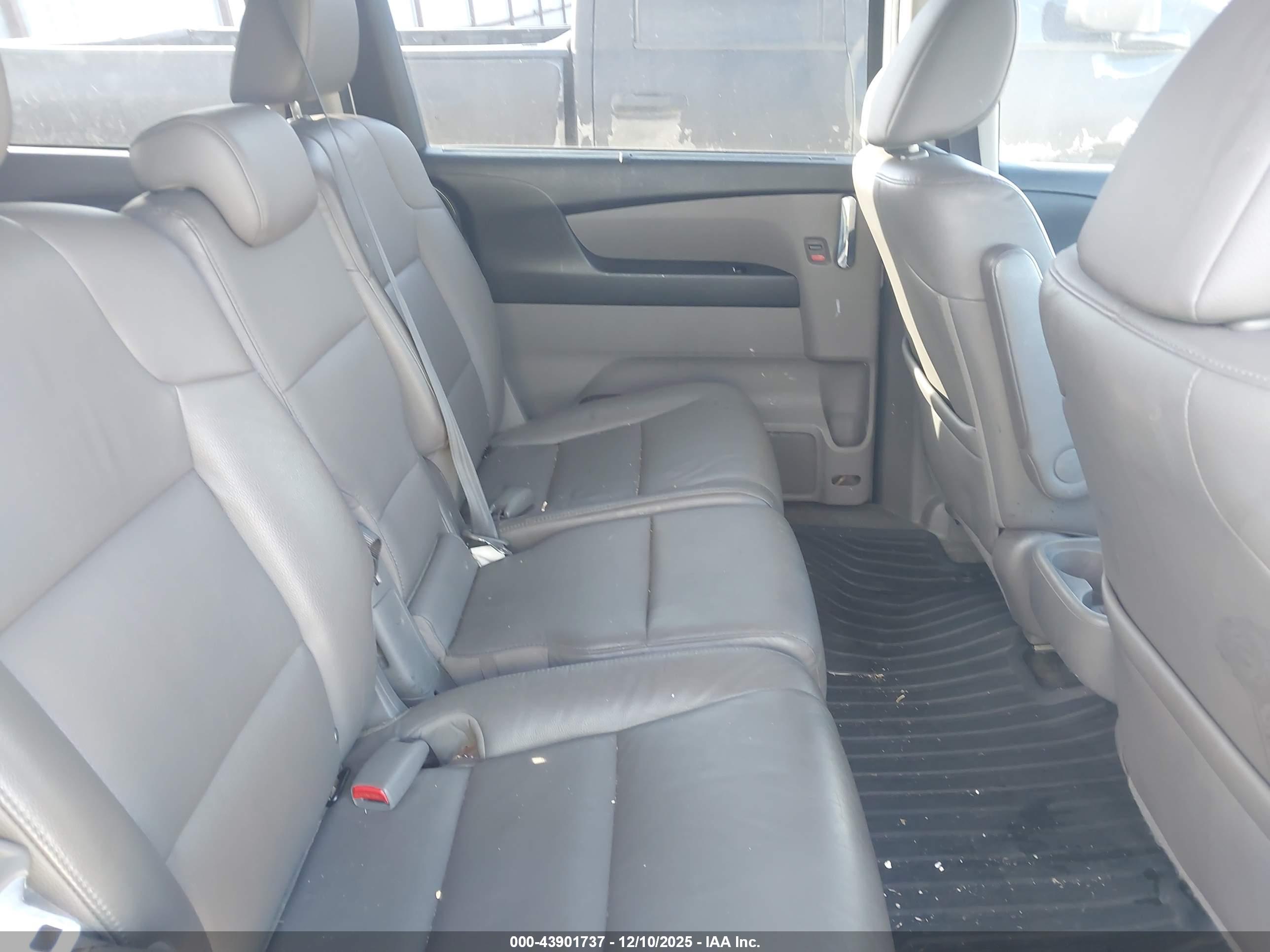 HONDA ODYSSEY image 8