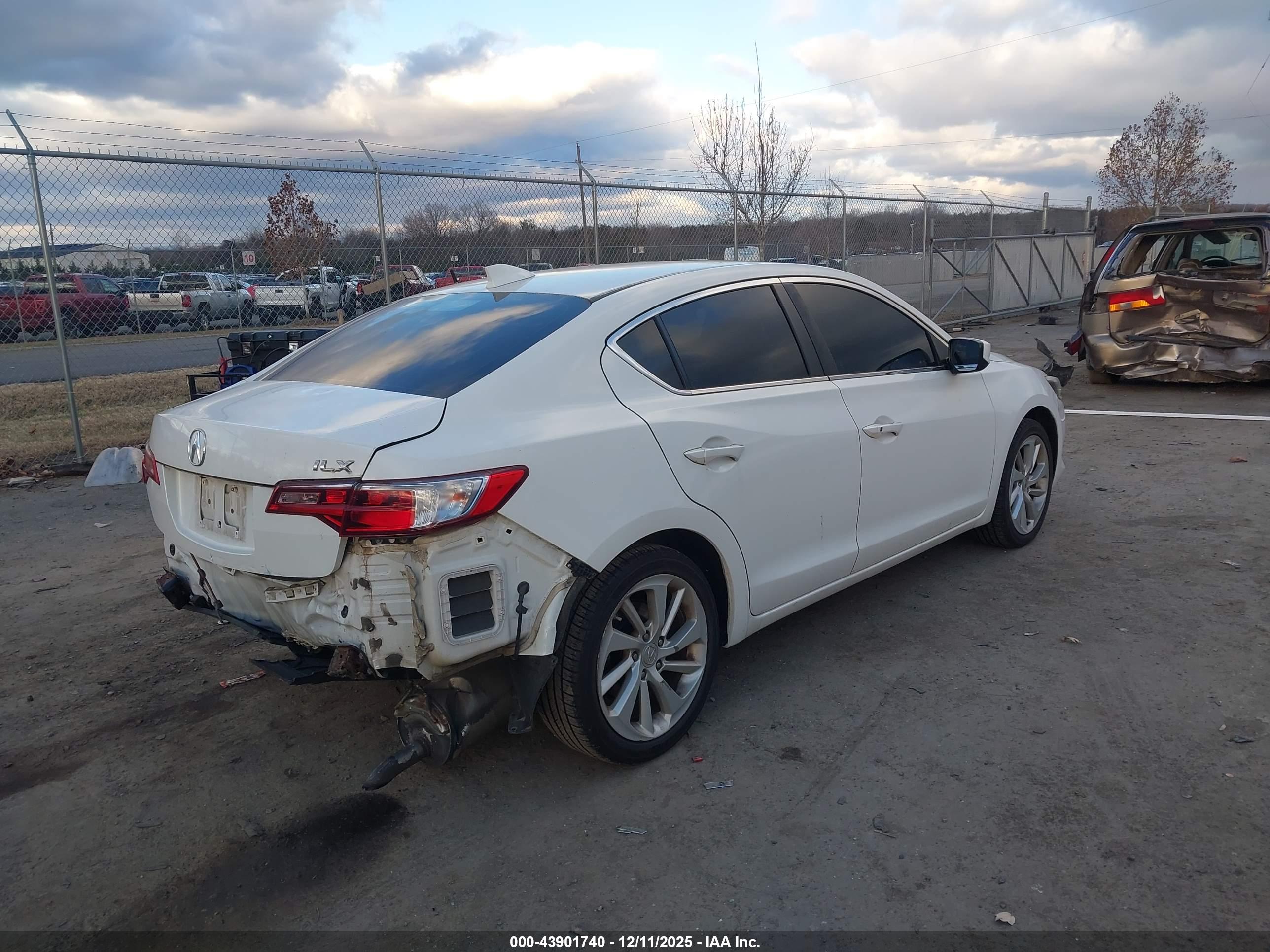 ACURA ILX image 4
