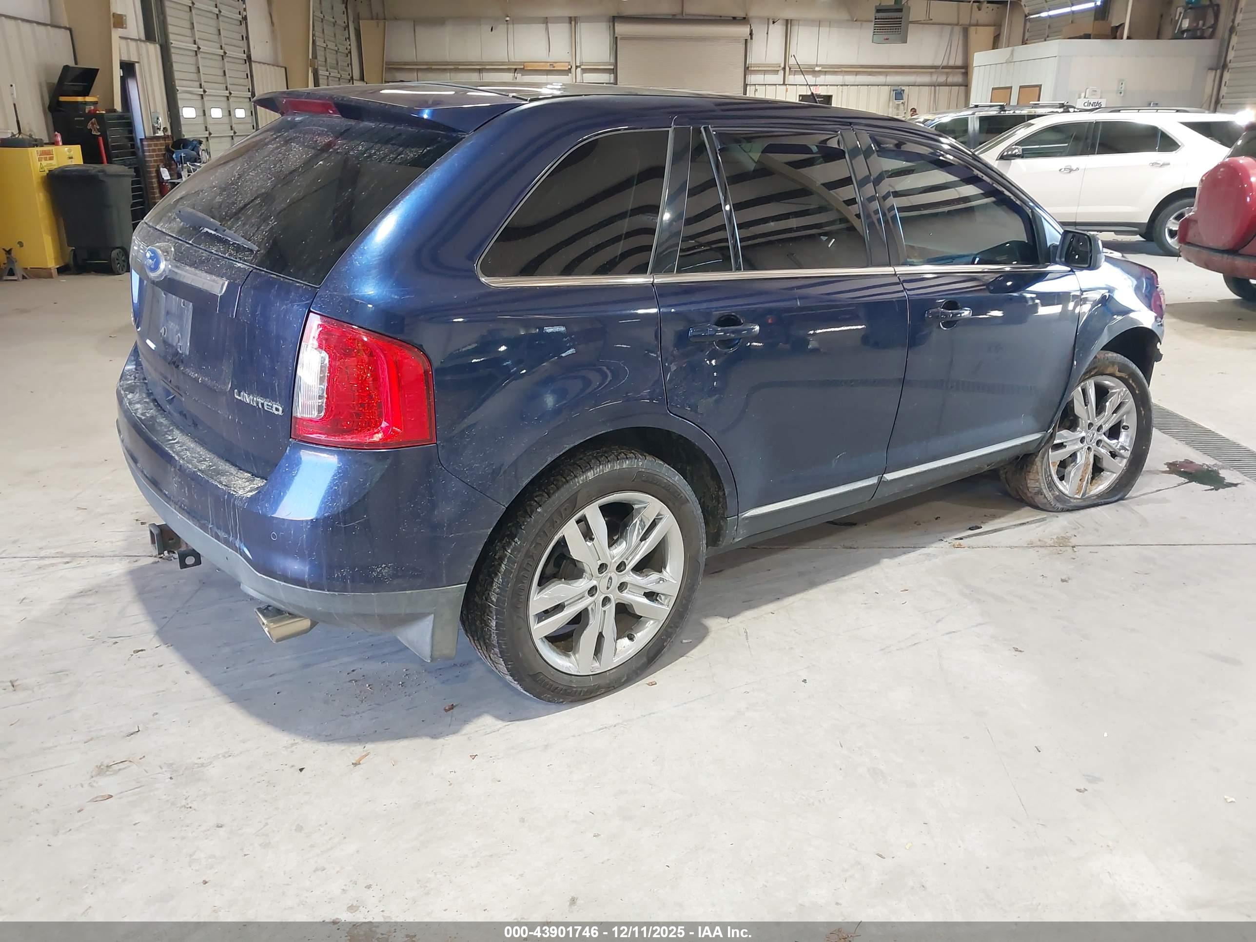 FORD EDGE image 4