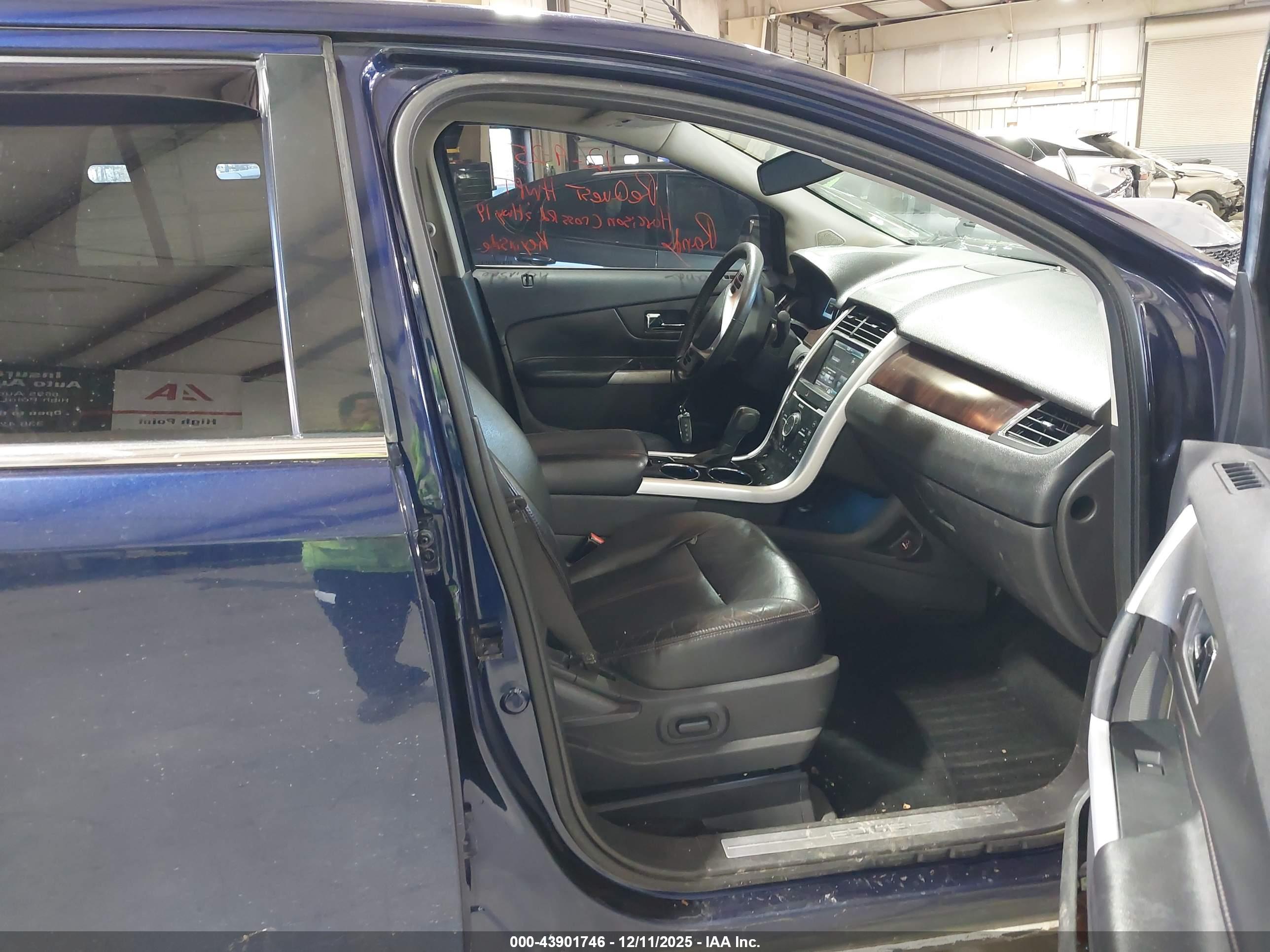 FORD EDGE image 5