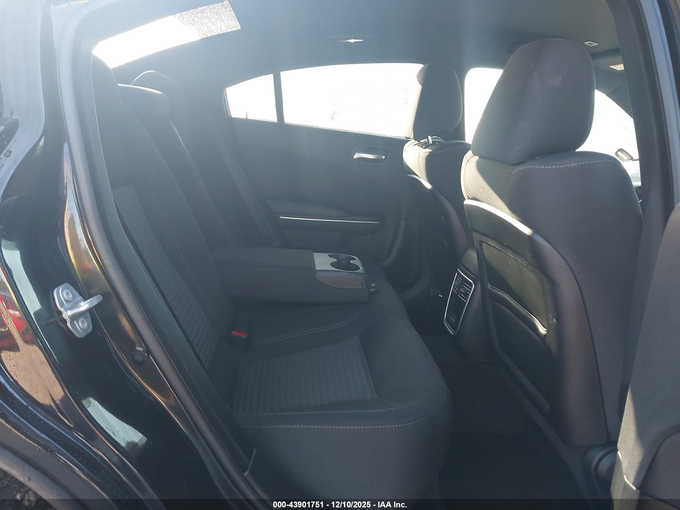 DODGE CHARGER image 8