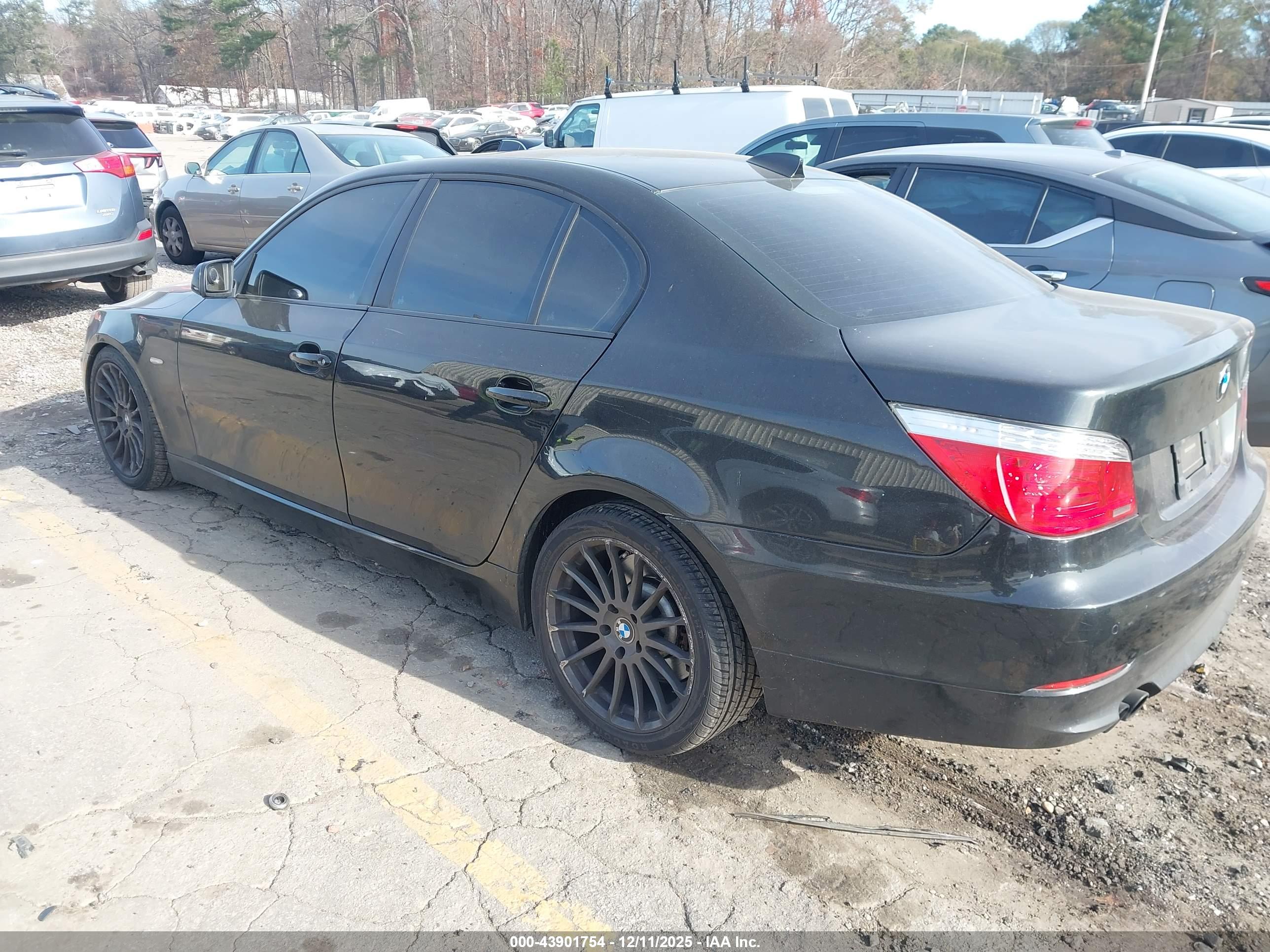 BMW 535I image 3