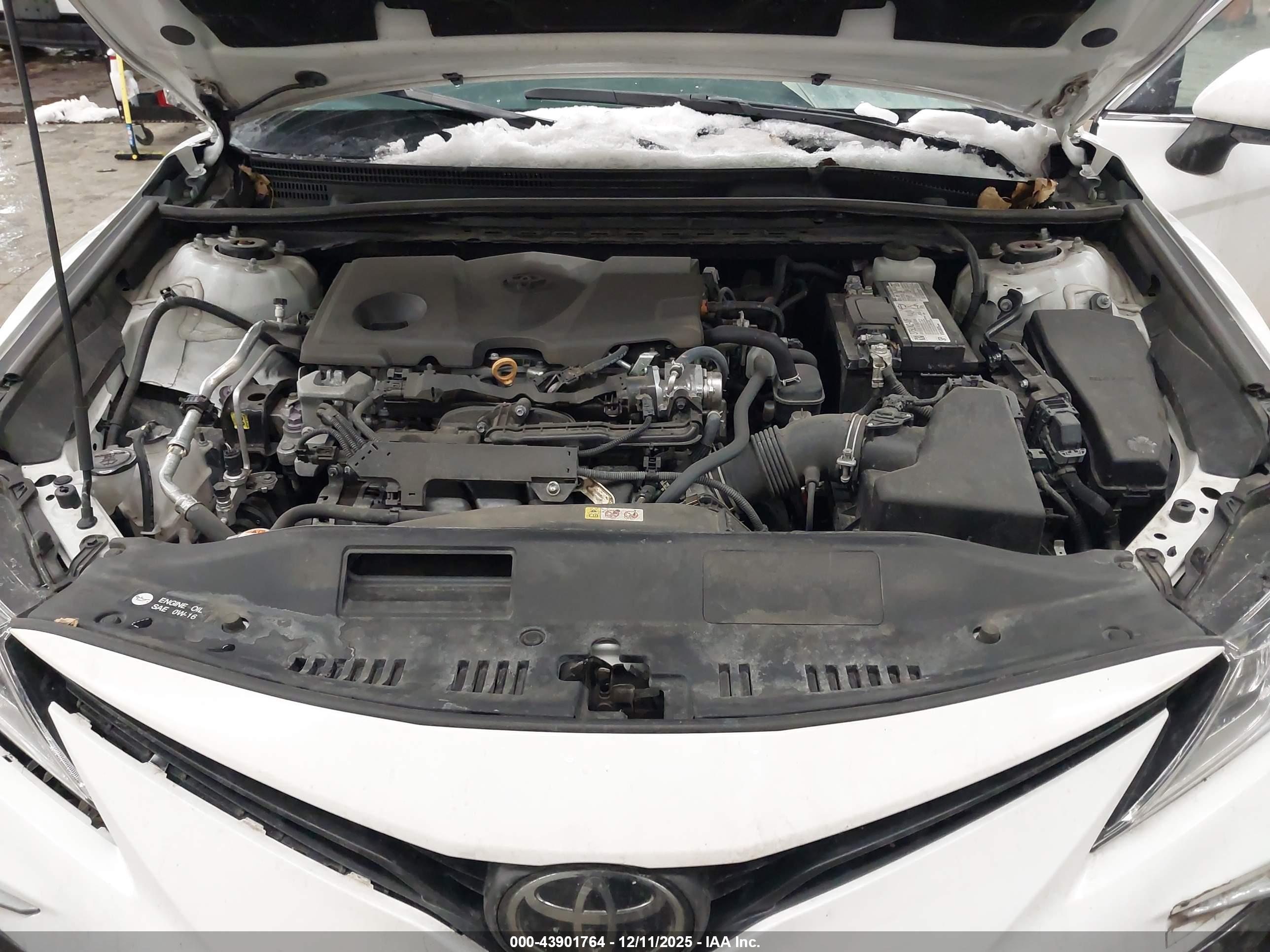 TOYOTA CAMRY image 10
