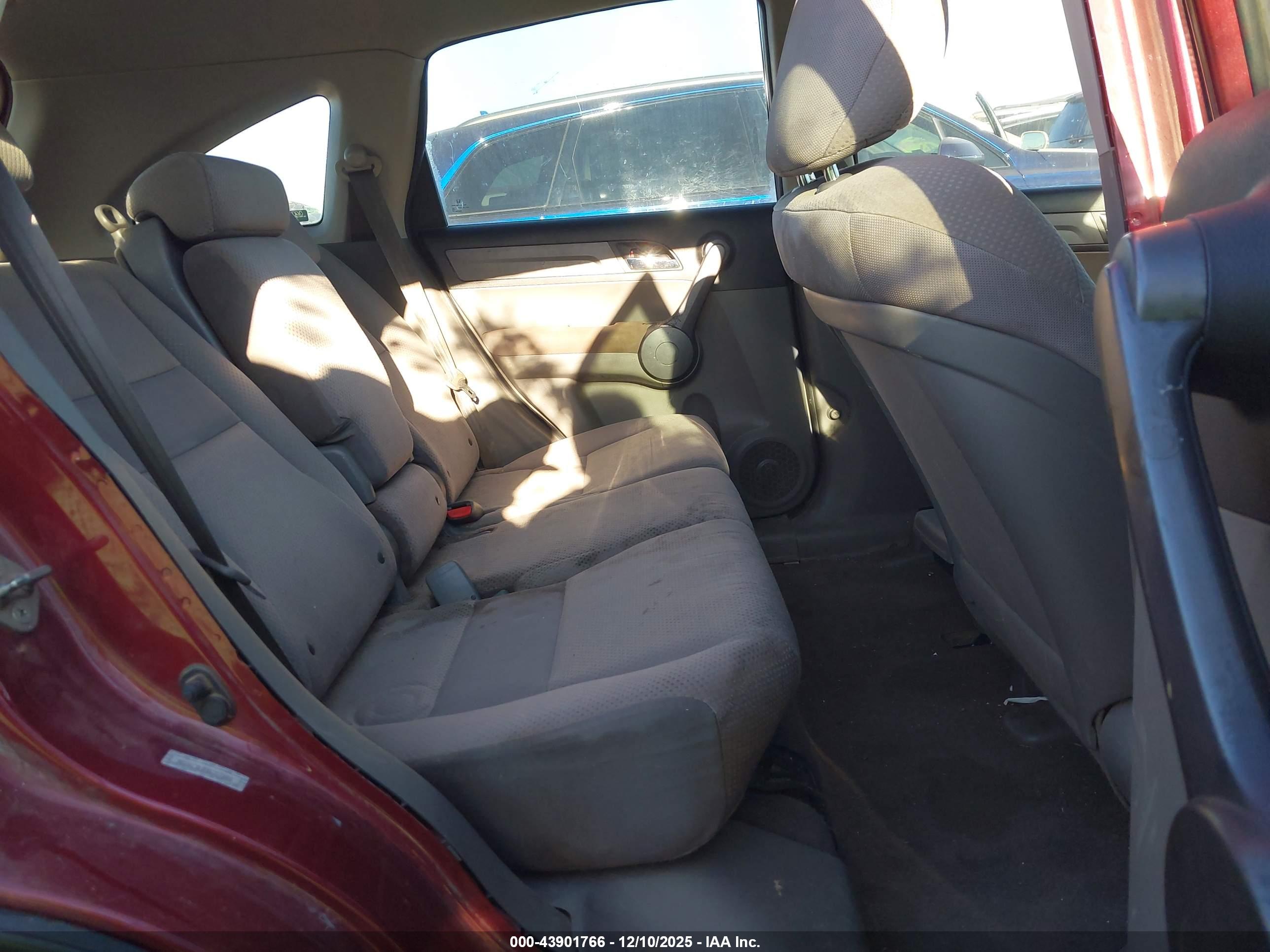 HONDA CR-V image 8