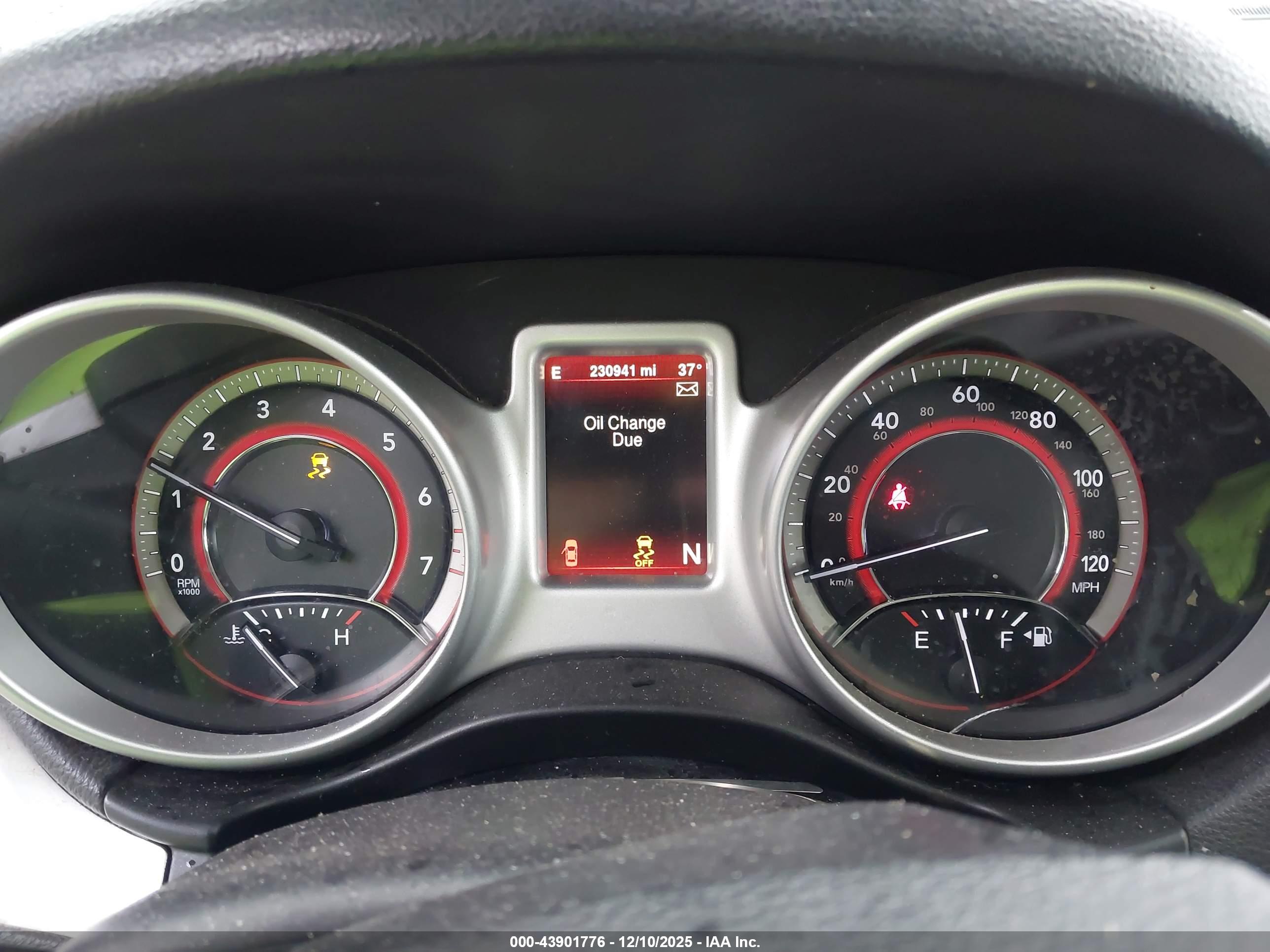 DODGE JOURNEY image 7