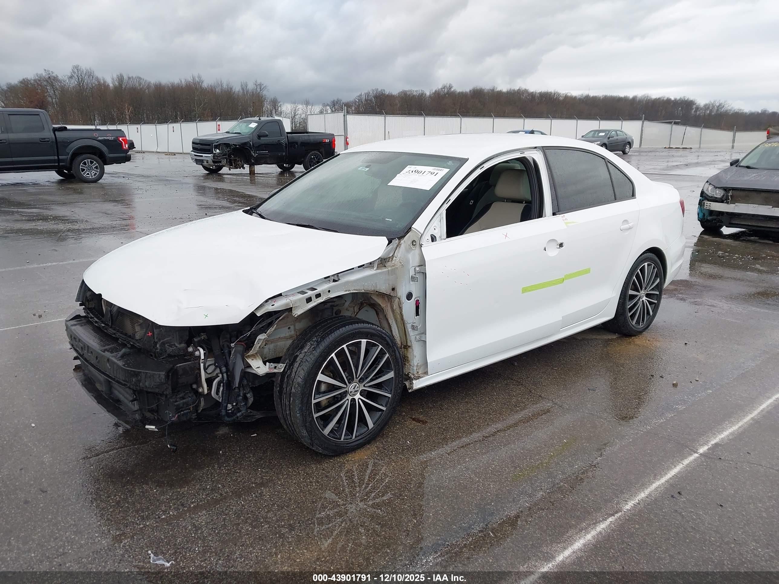 VOLKSWAGEN JETTA image 2