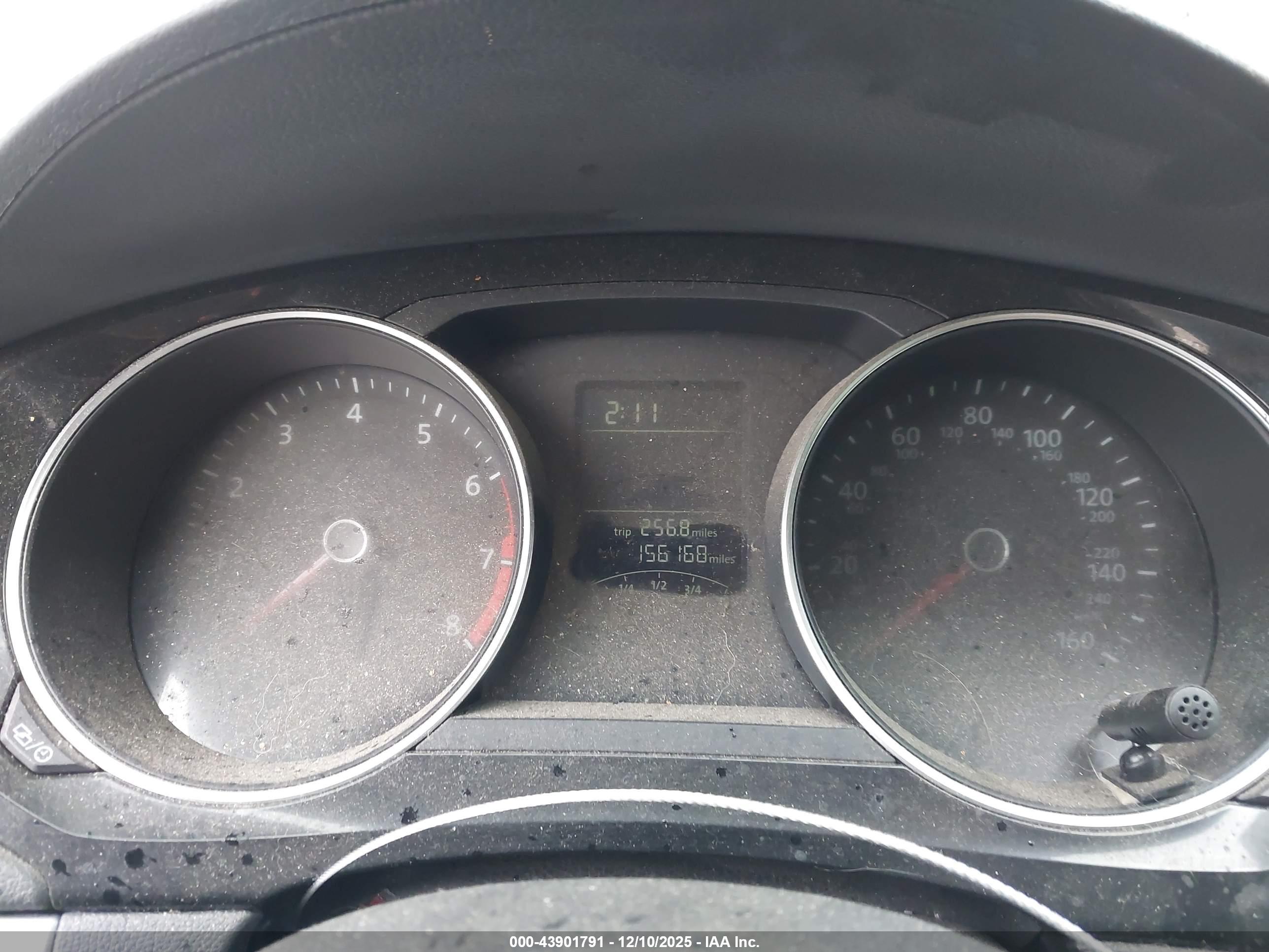 VOLKSWAGEN JETTA image 7