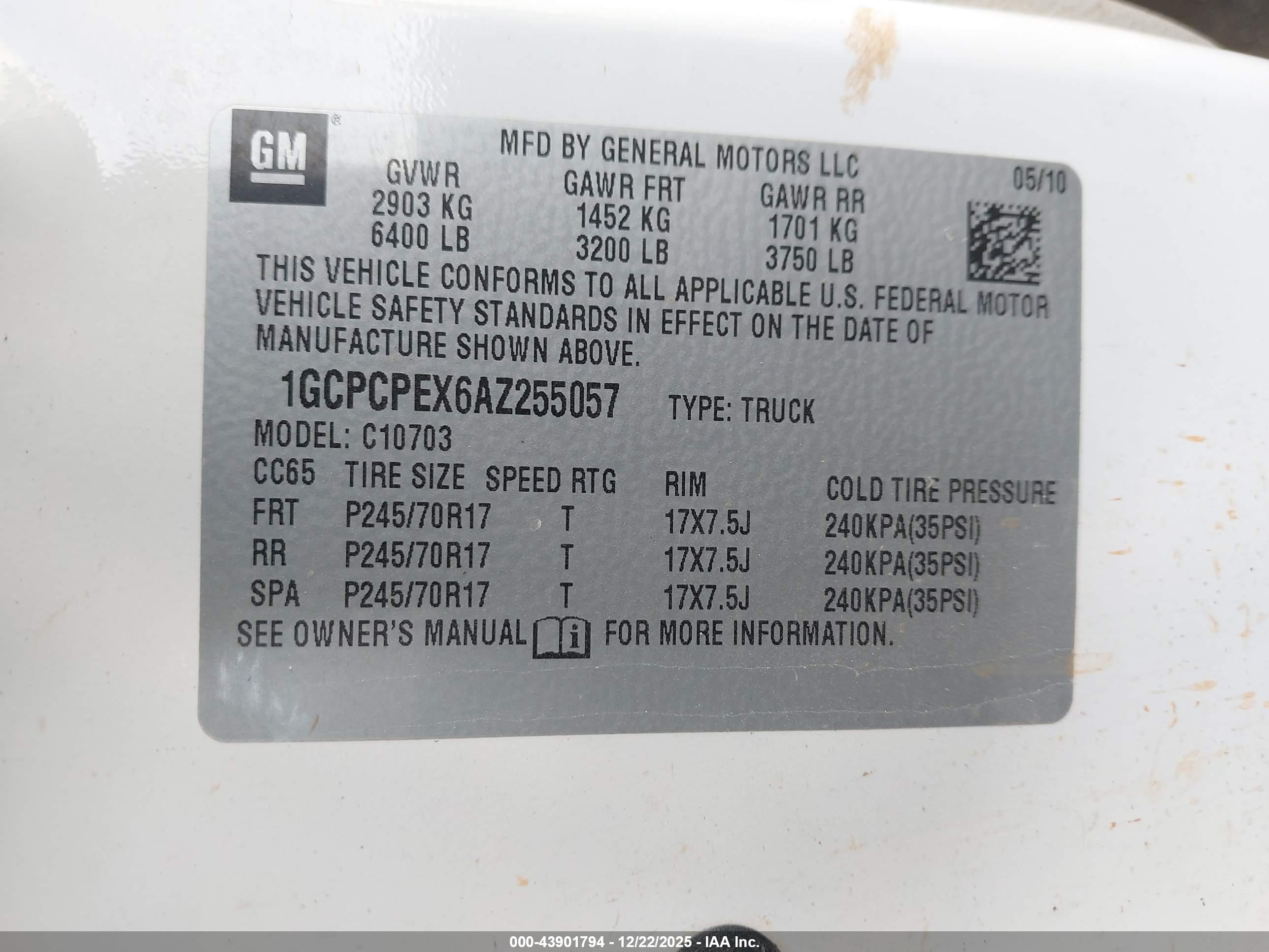 CHEVROLET SILVERADO image 9