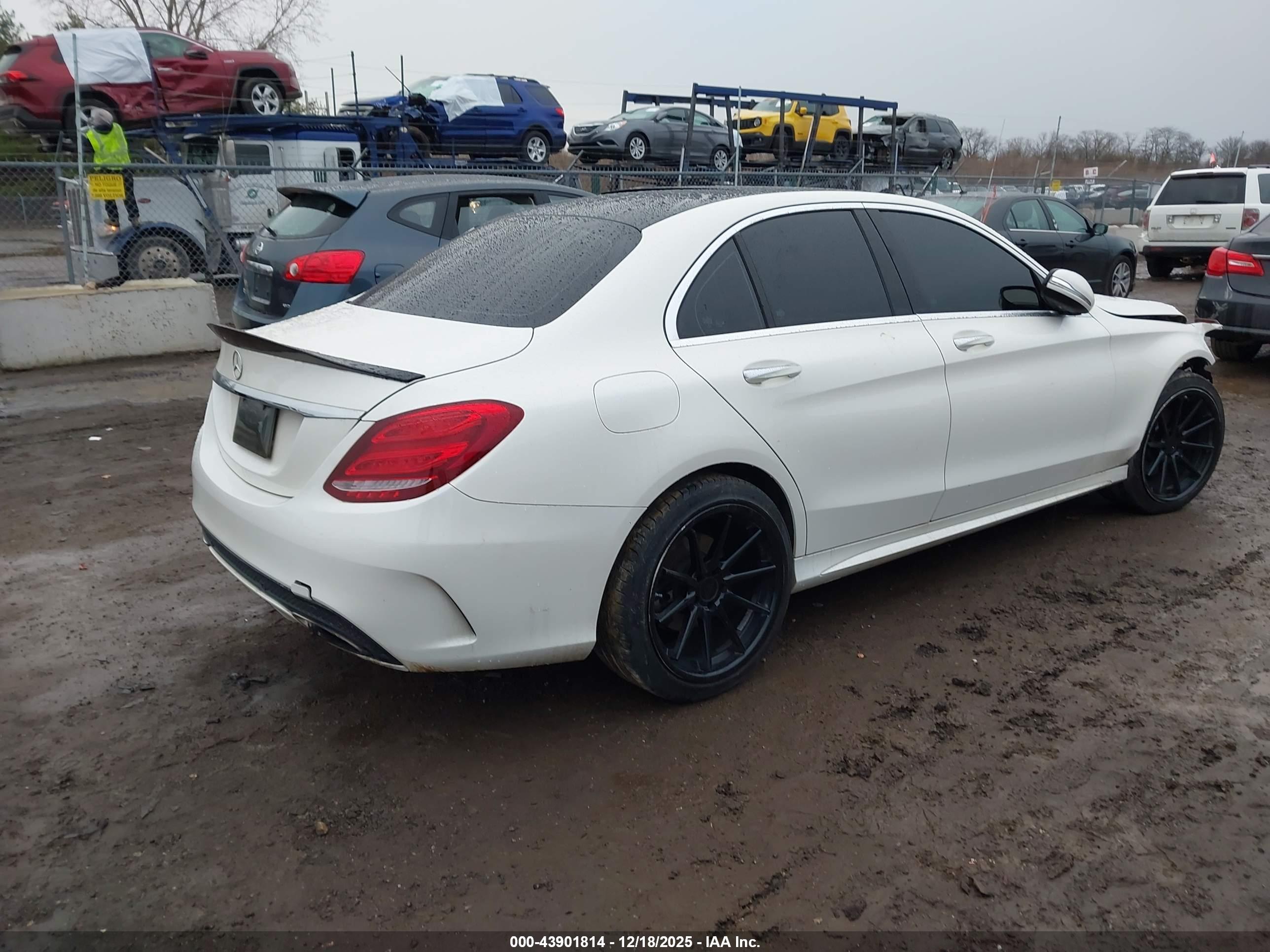 MERCEDES-BENZ C image 4