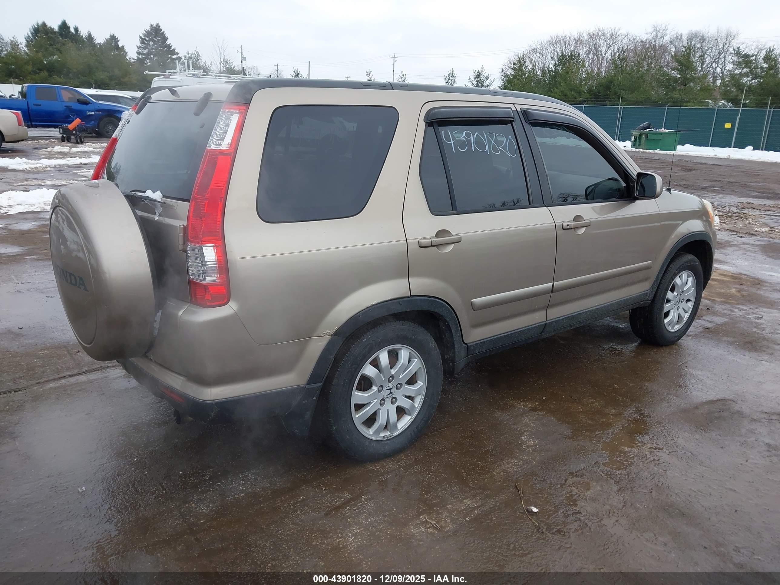 HONDA CR-V image 4