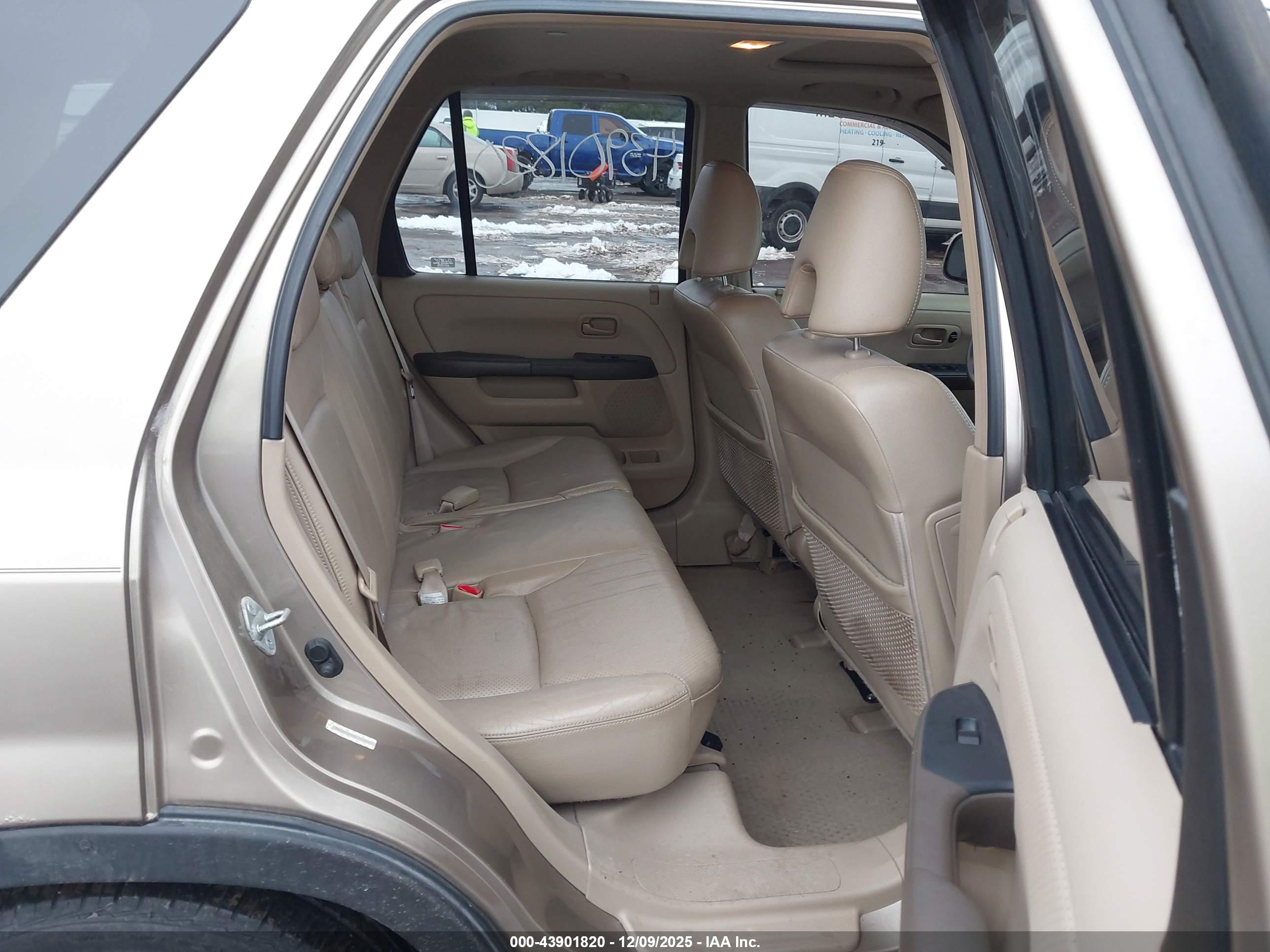 HONDA CR-V image 8