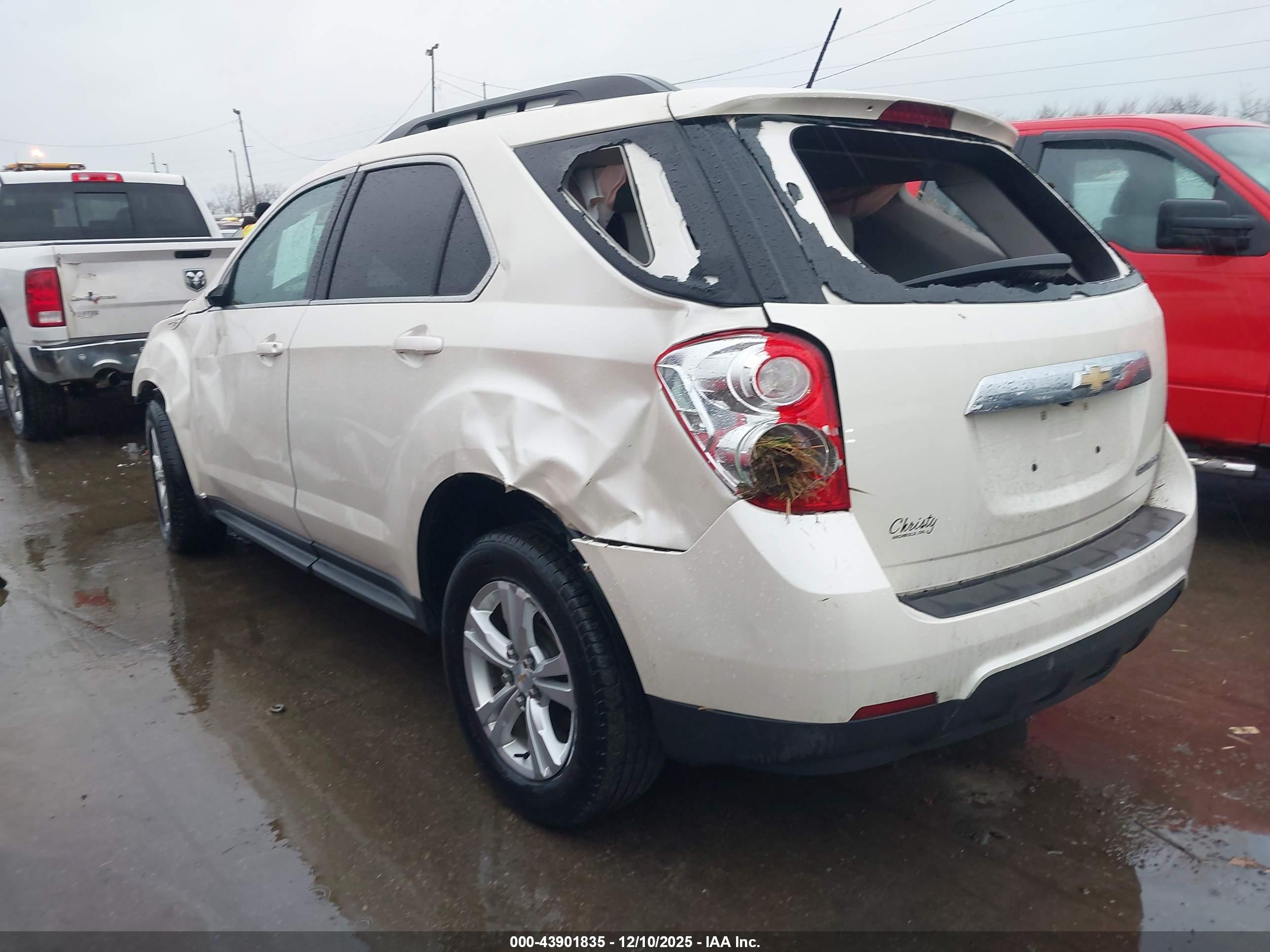 CHEVROLET EQUINOX image 3