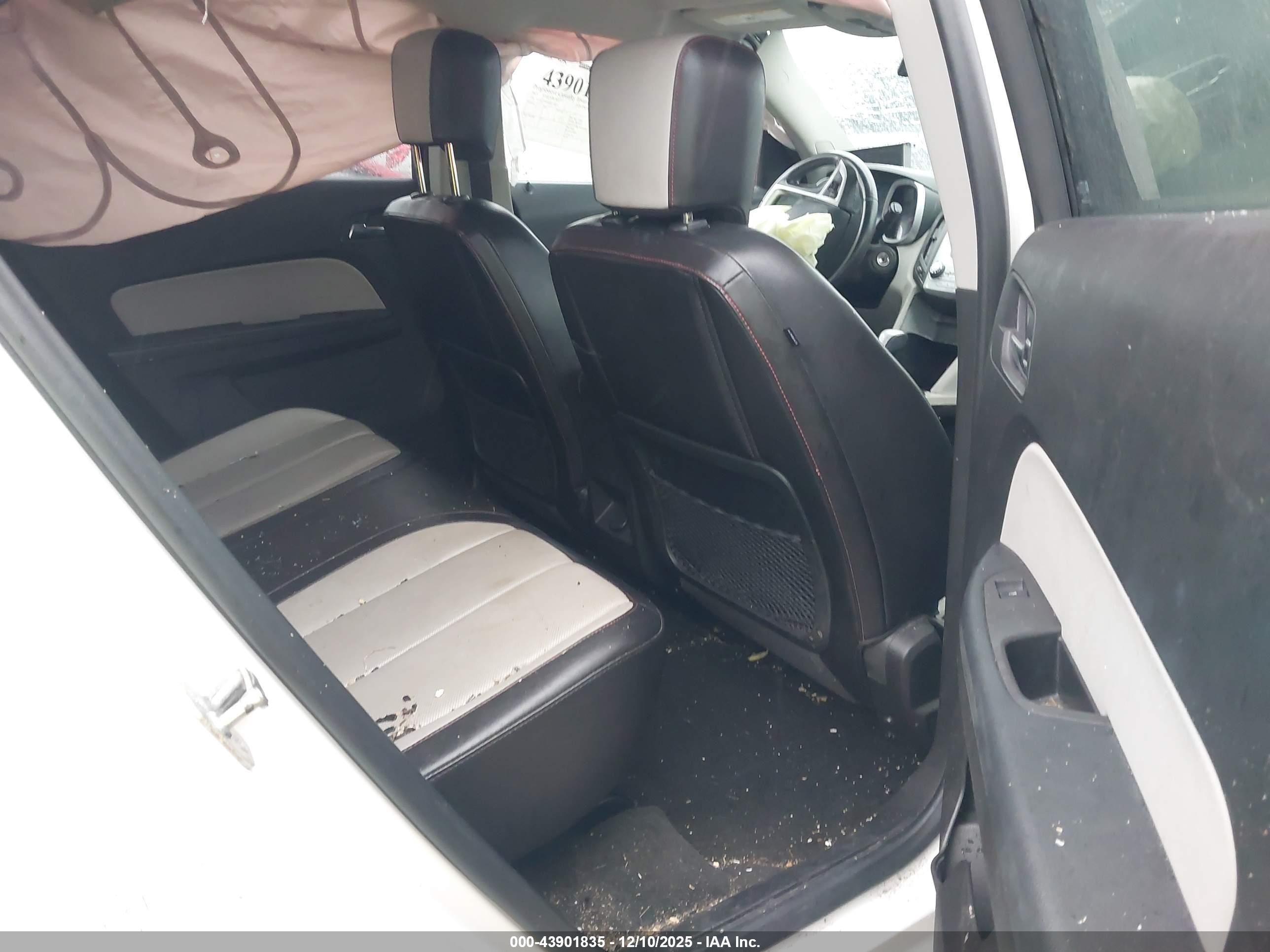 CHEVROLET EQUINOX image 8