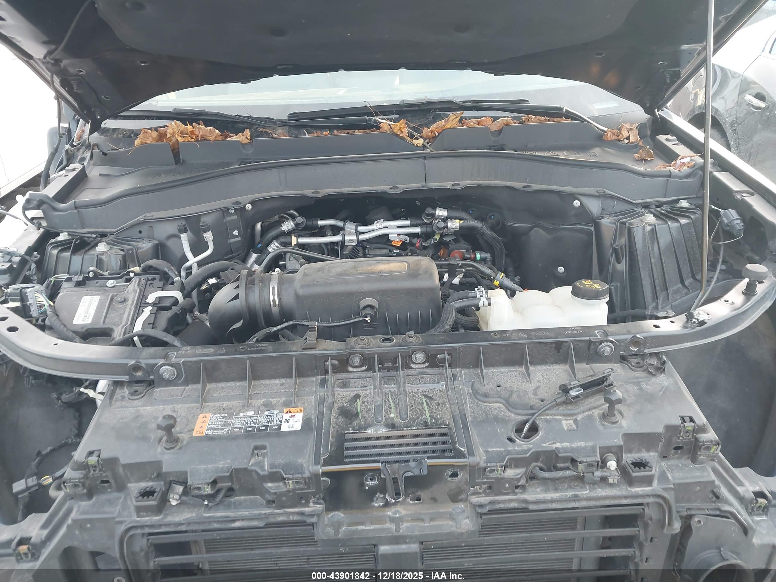 FORD EXPLORER image 10