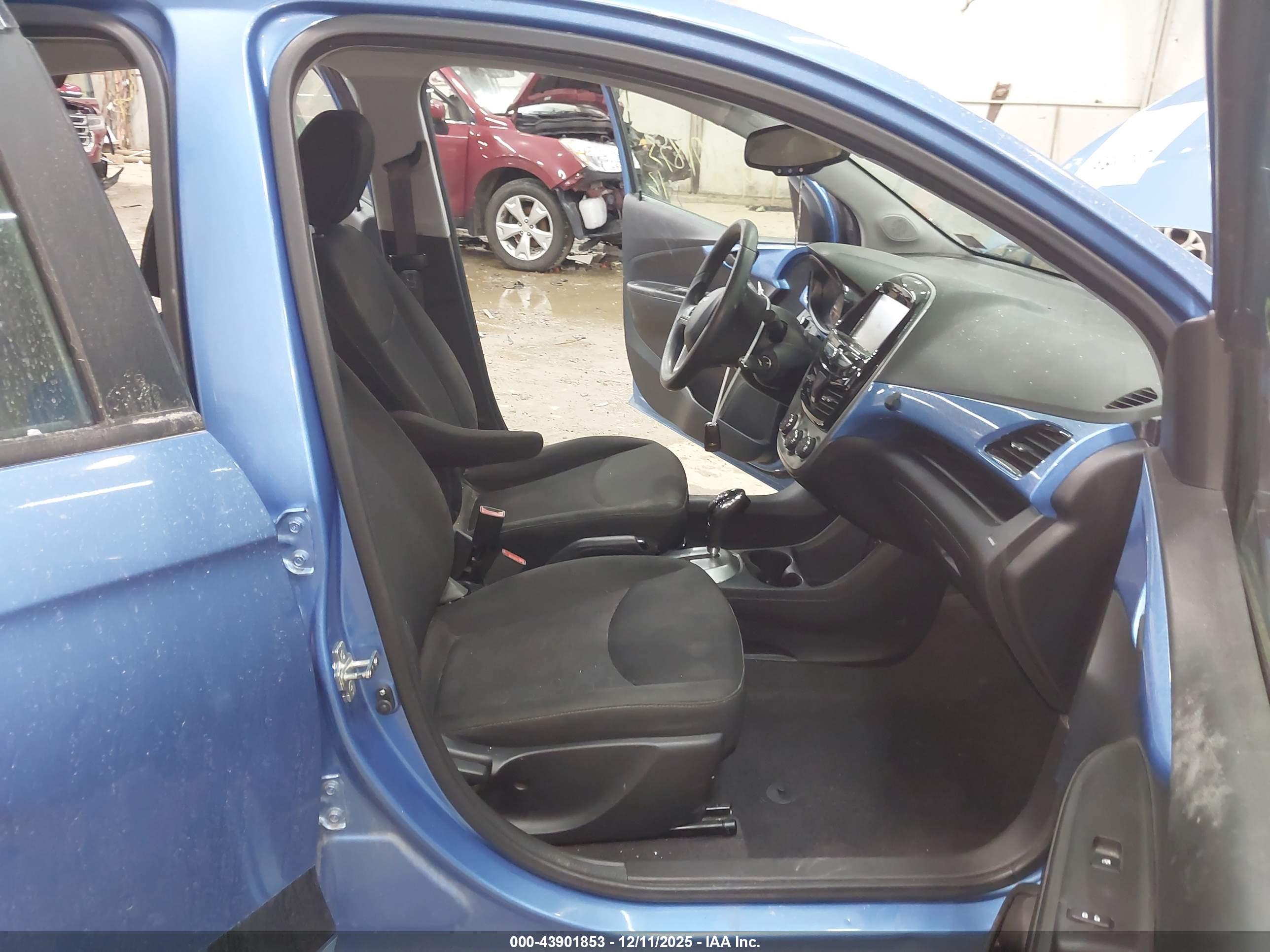 CHEVROLET SPARK image 5