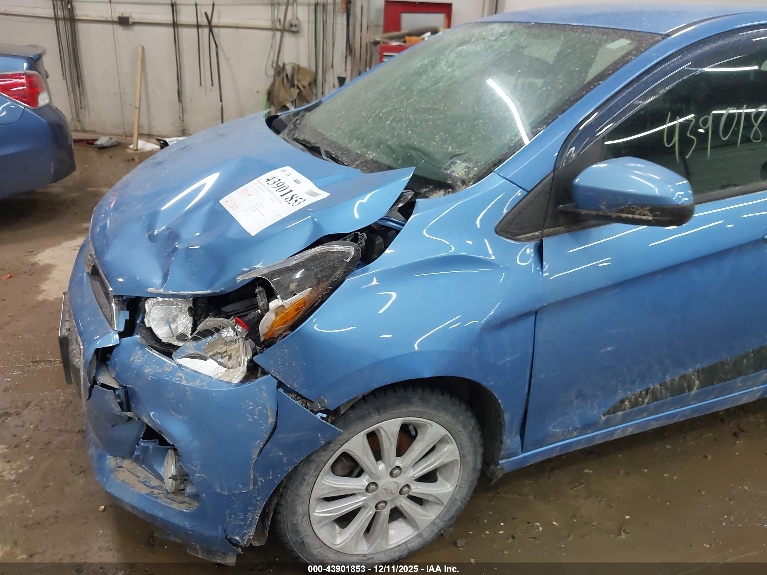 CHEVROLET SPARK image 6