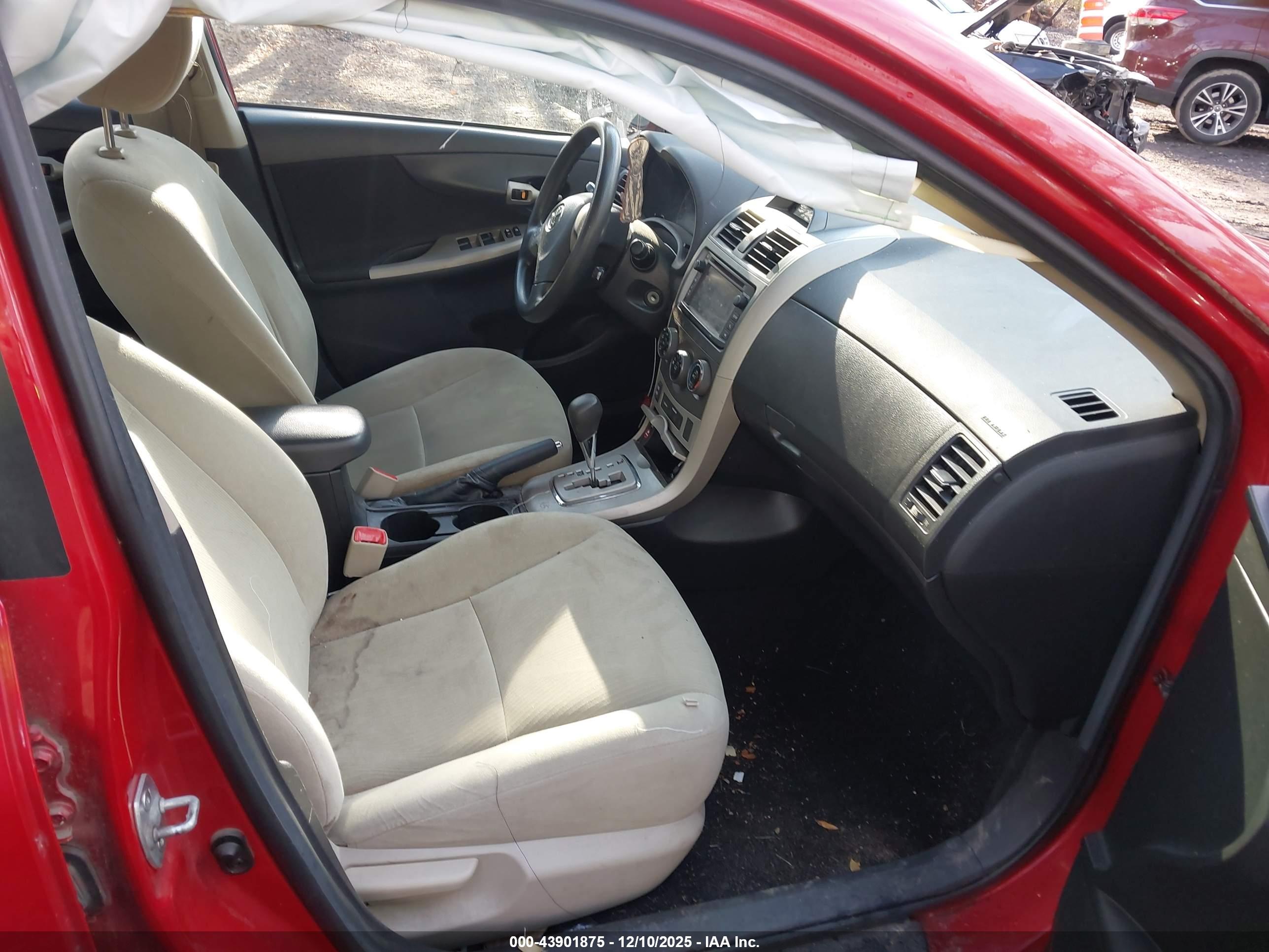 TOYOTA COROLLA image 5