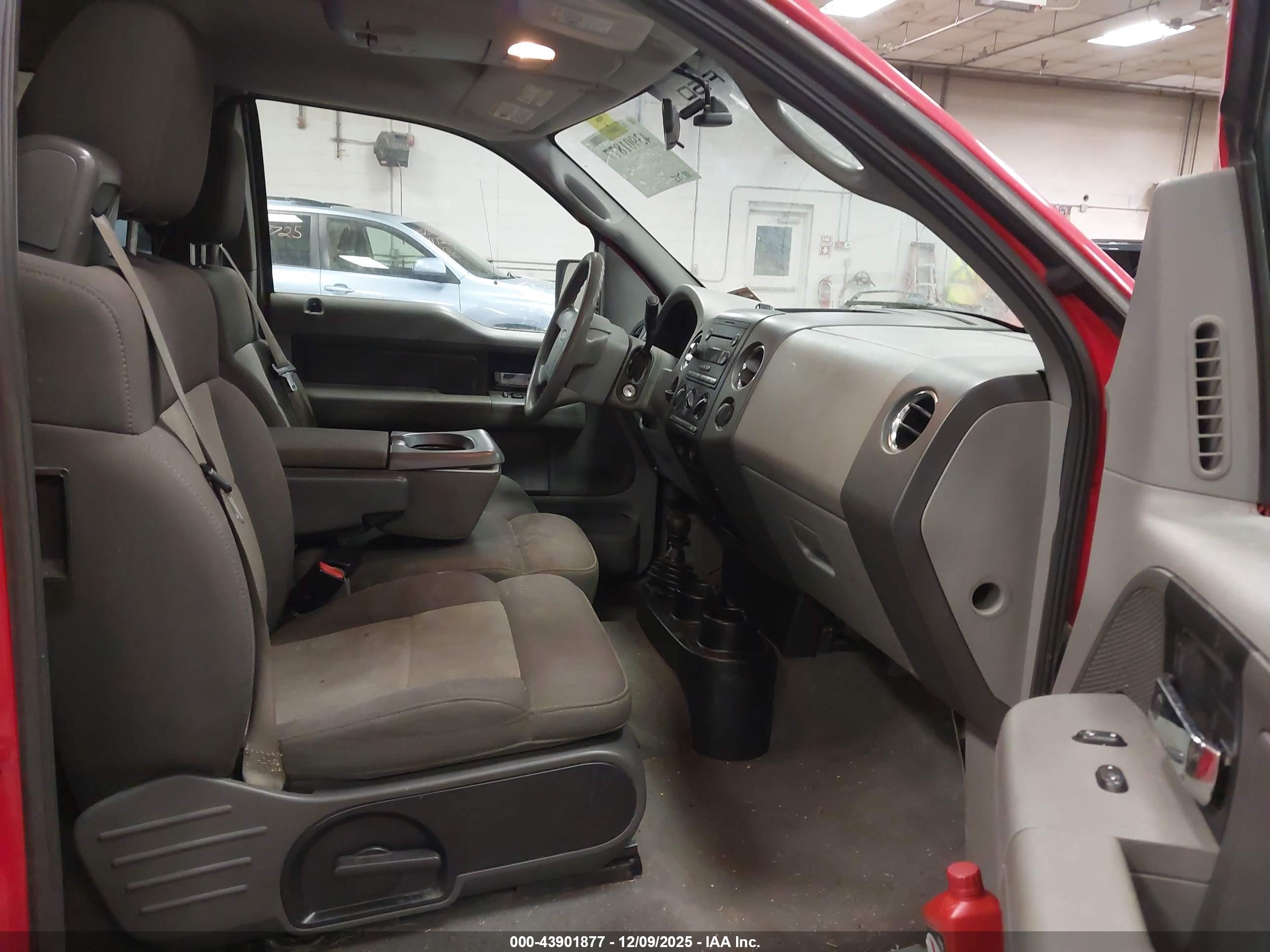 FORD F-150 image 5