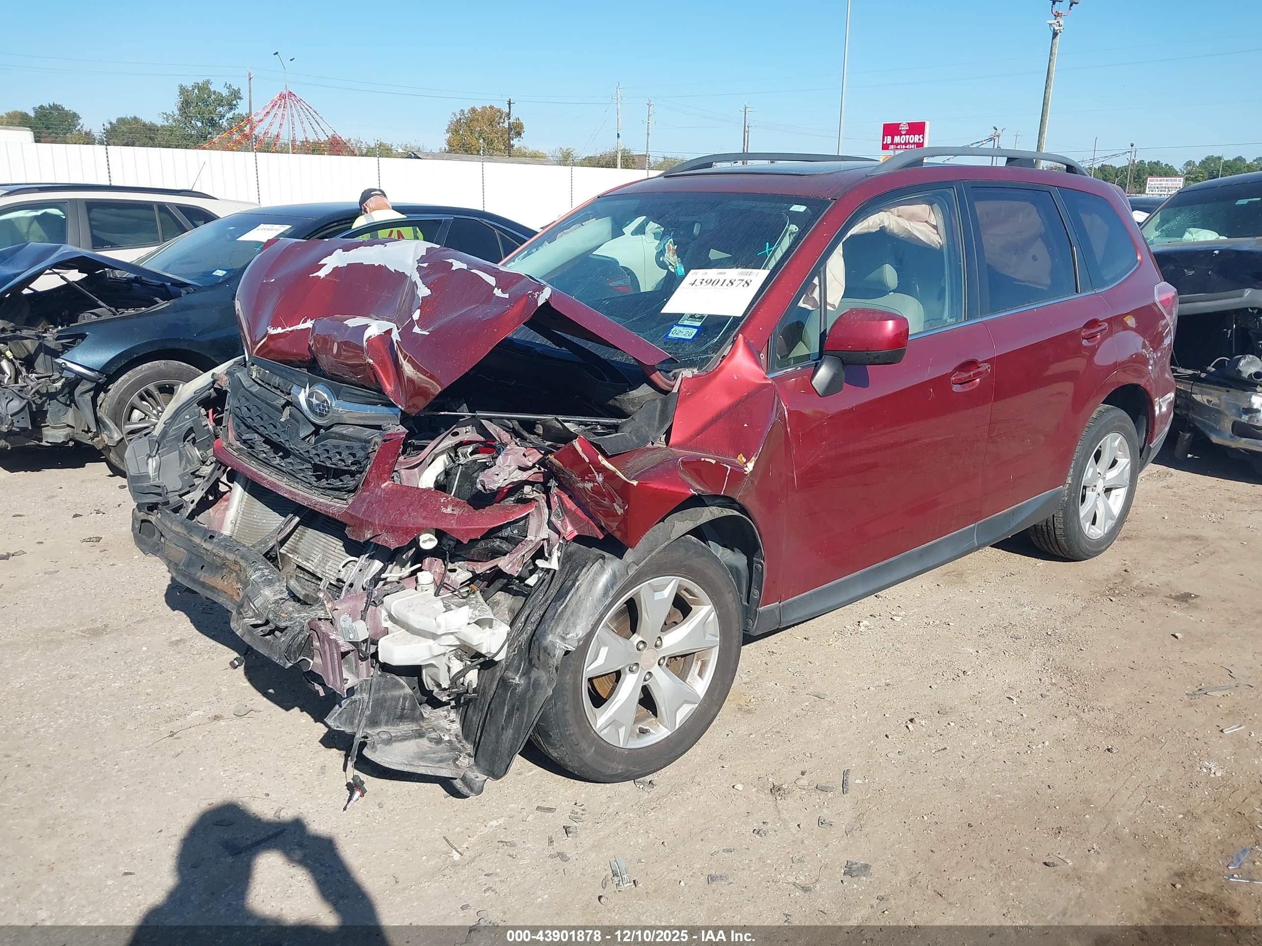 SUBARU FORESTER image 2