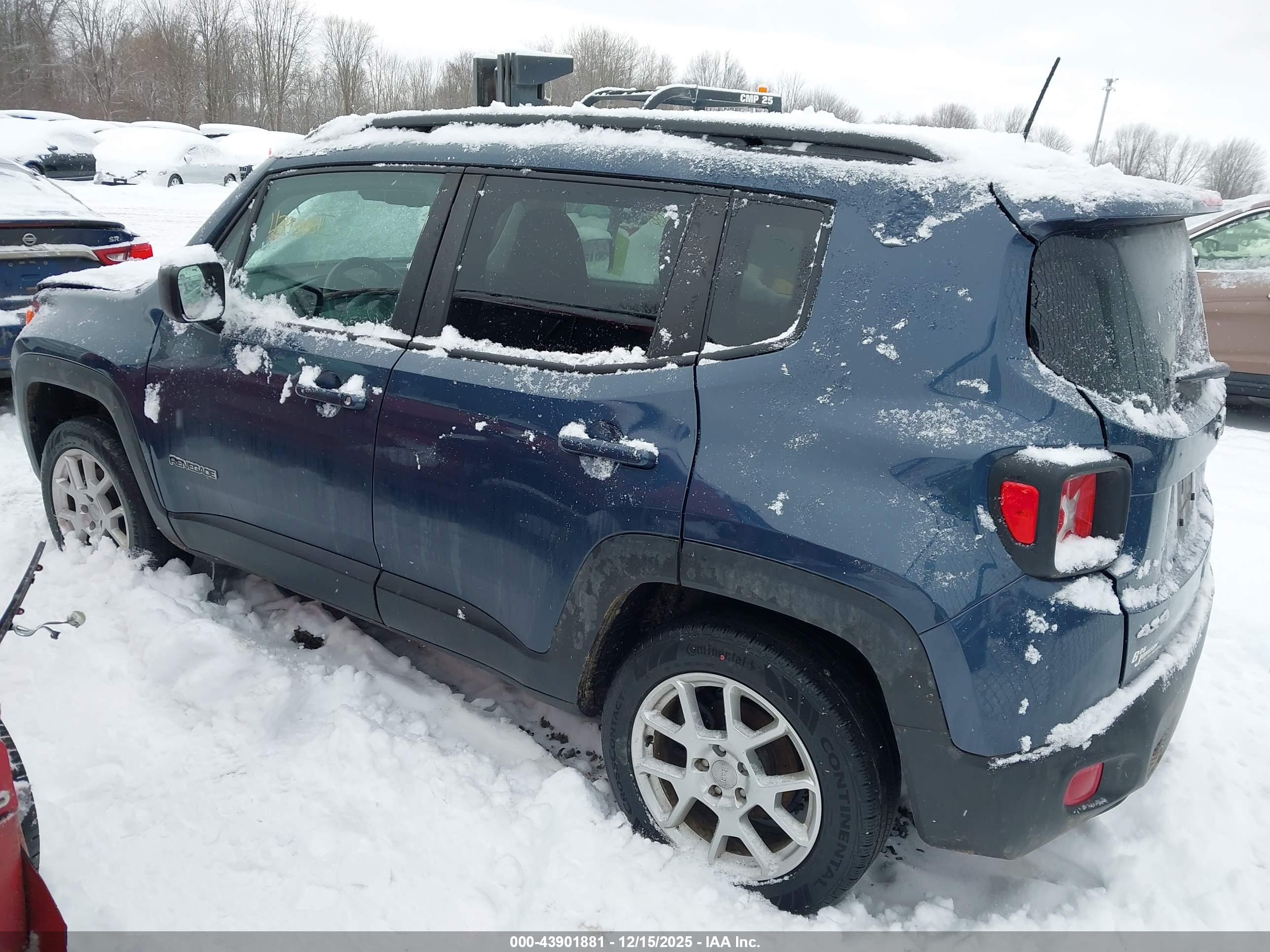 JEEP RENEGADE image 3