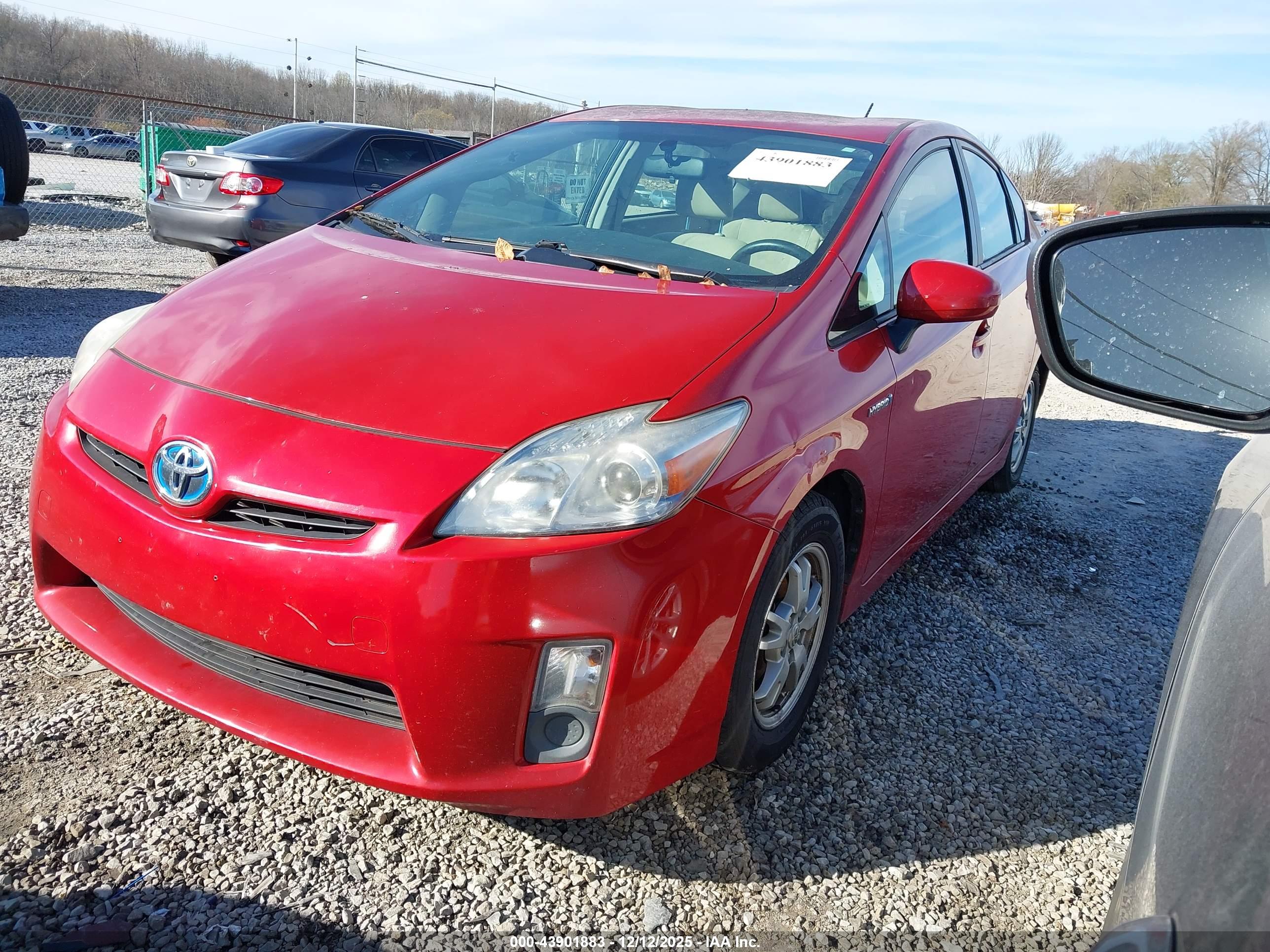 TOYOTA PRIUS image 2