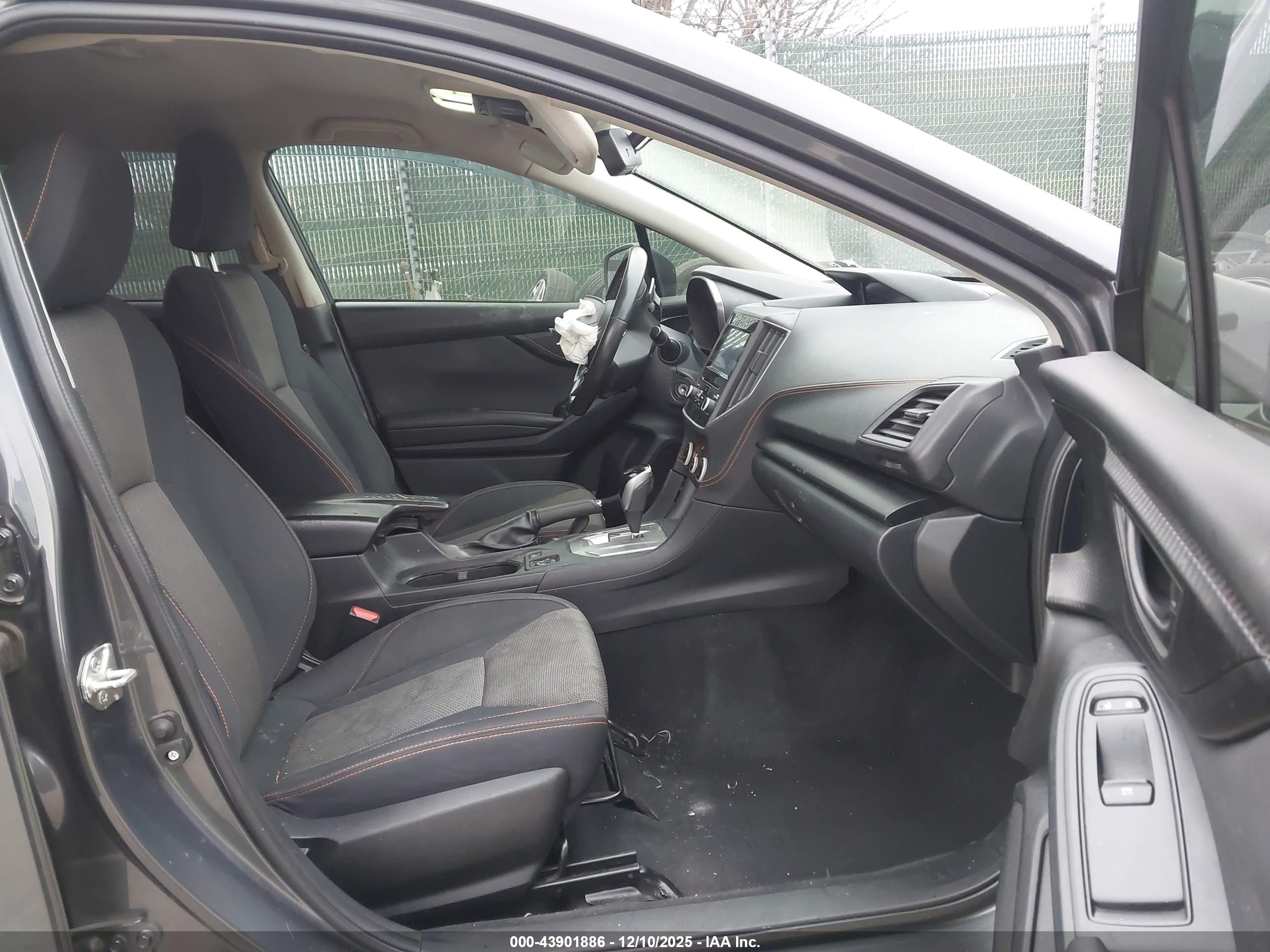 SUBARU CROSSTREK image 5